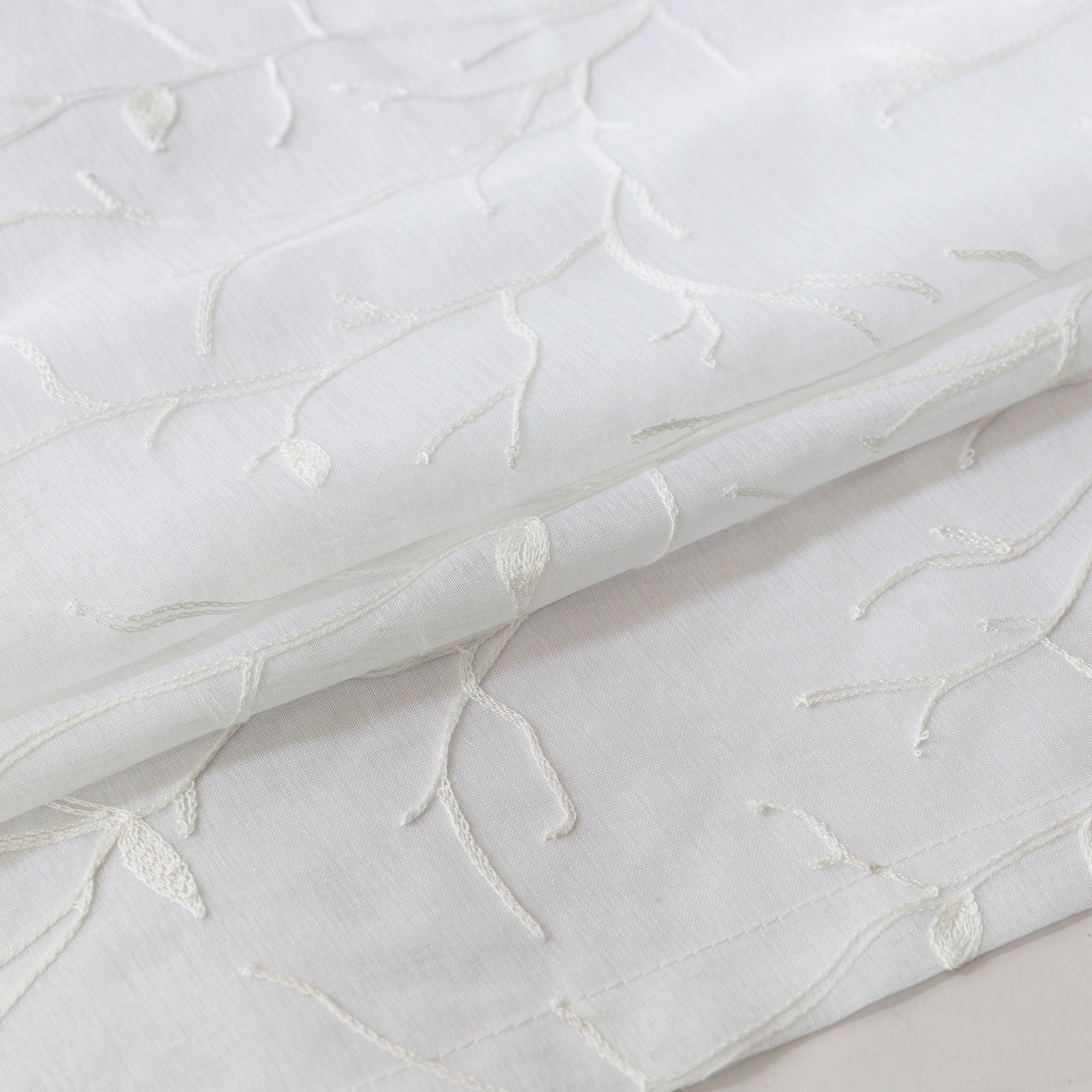  TESS-120-W curtains - View #2