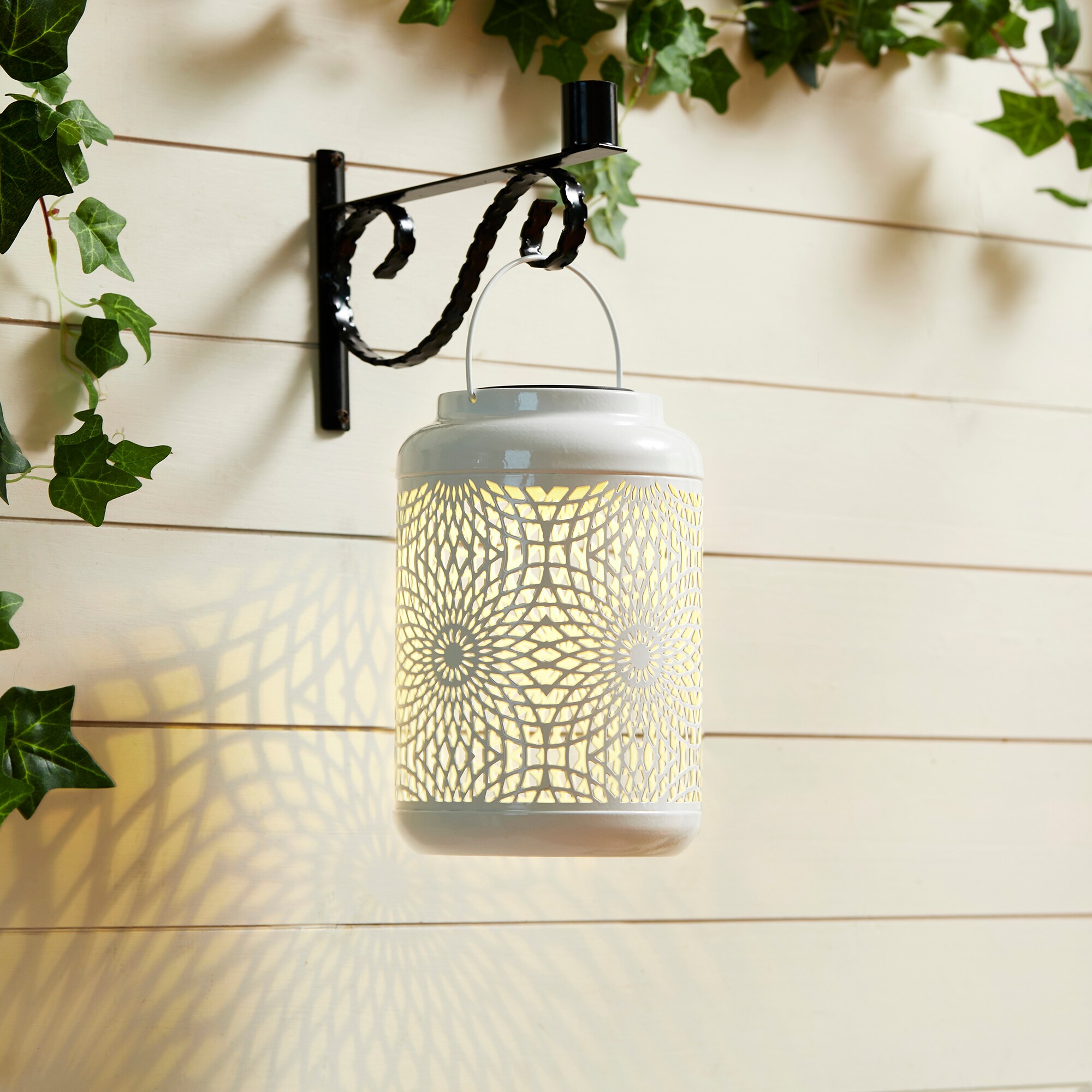 Glitzhome 2023300026 Outdoor-Decorative-Lanterns - View #3
