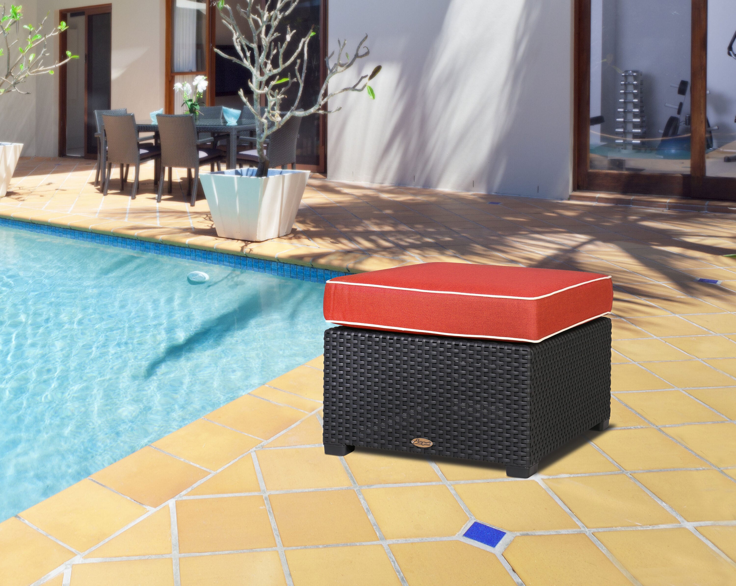 Lagoon 7023K3-OTLG1 Magnolia Black Resin Ottoman