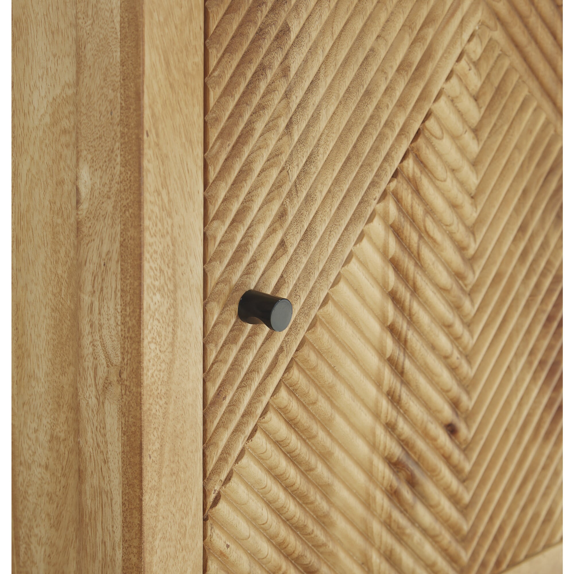 Signature Design by Ashley A4000617 chests - View #5