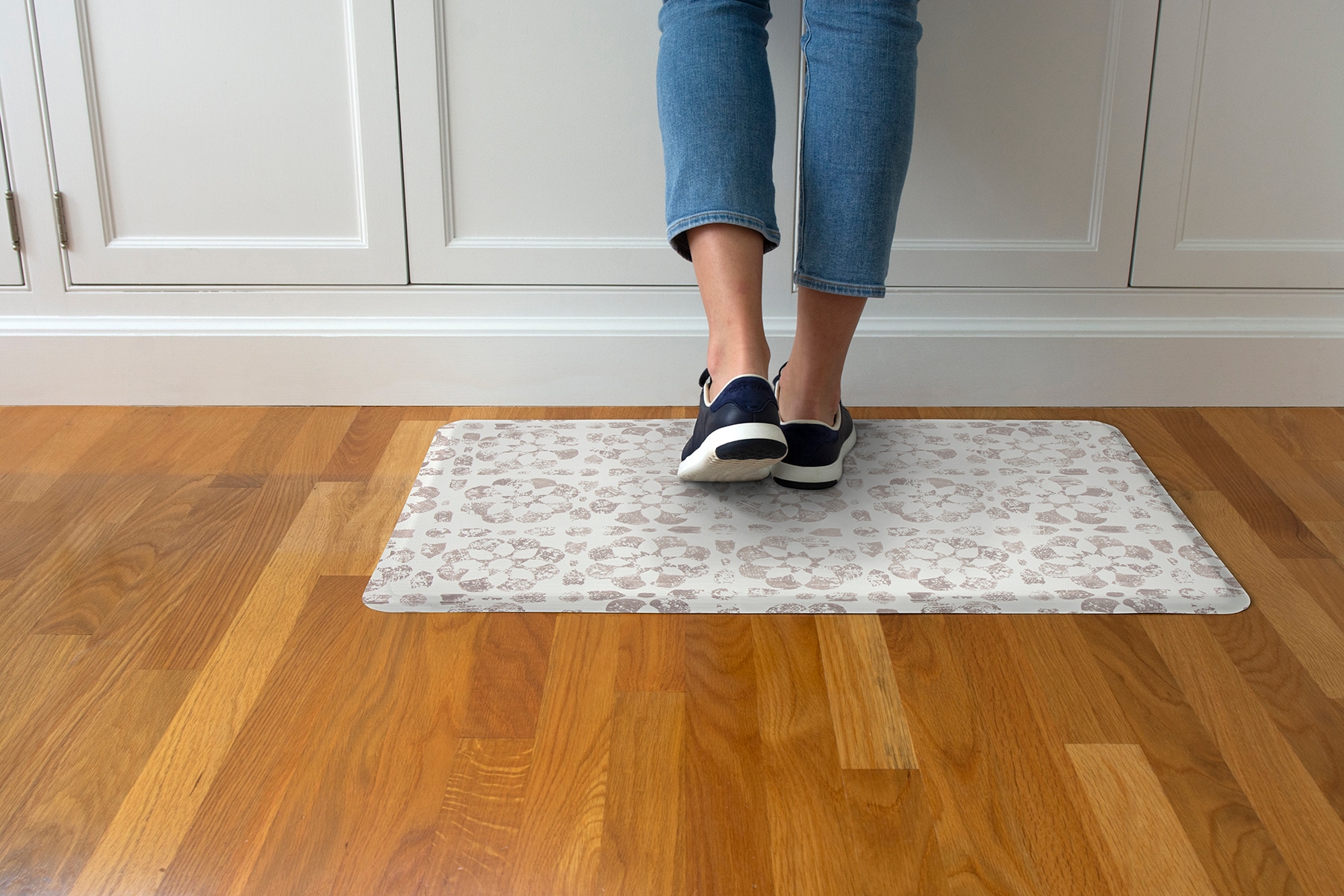 Taupe and White Floral Anti-Fatigue Comfort Mat, 32" x 20"
