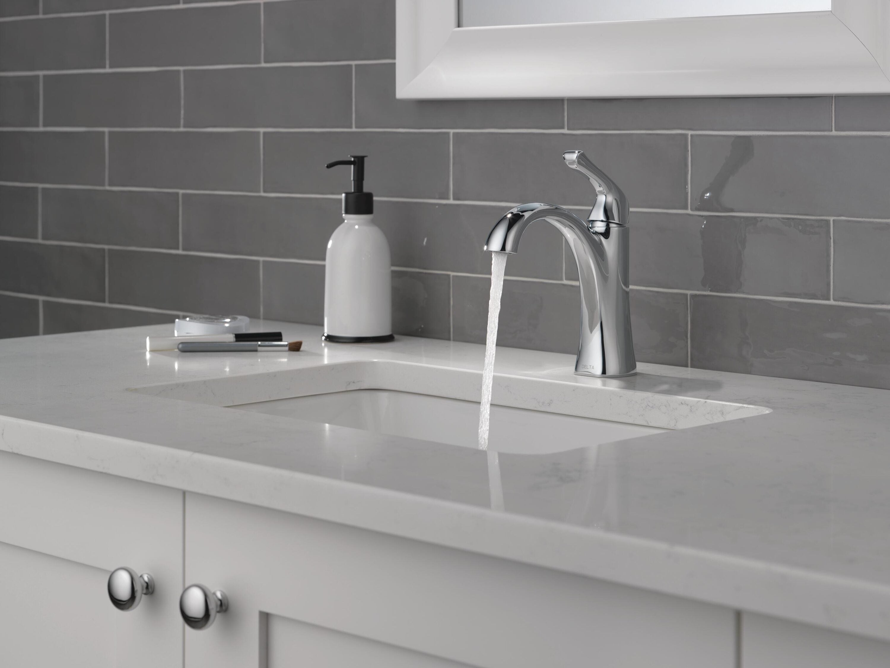 Delta 15840LF Lavatory-Faucets - View #6