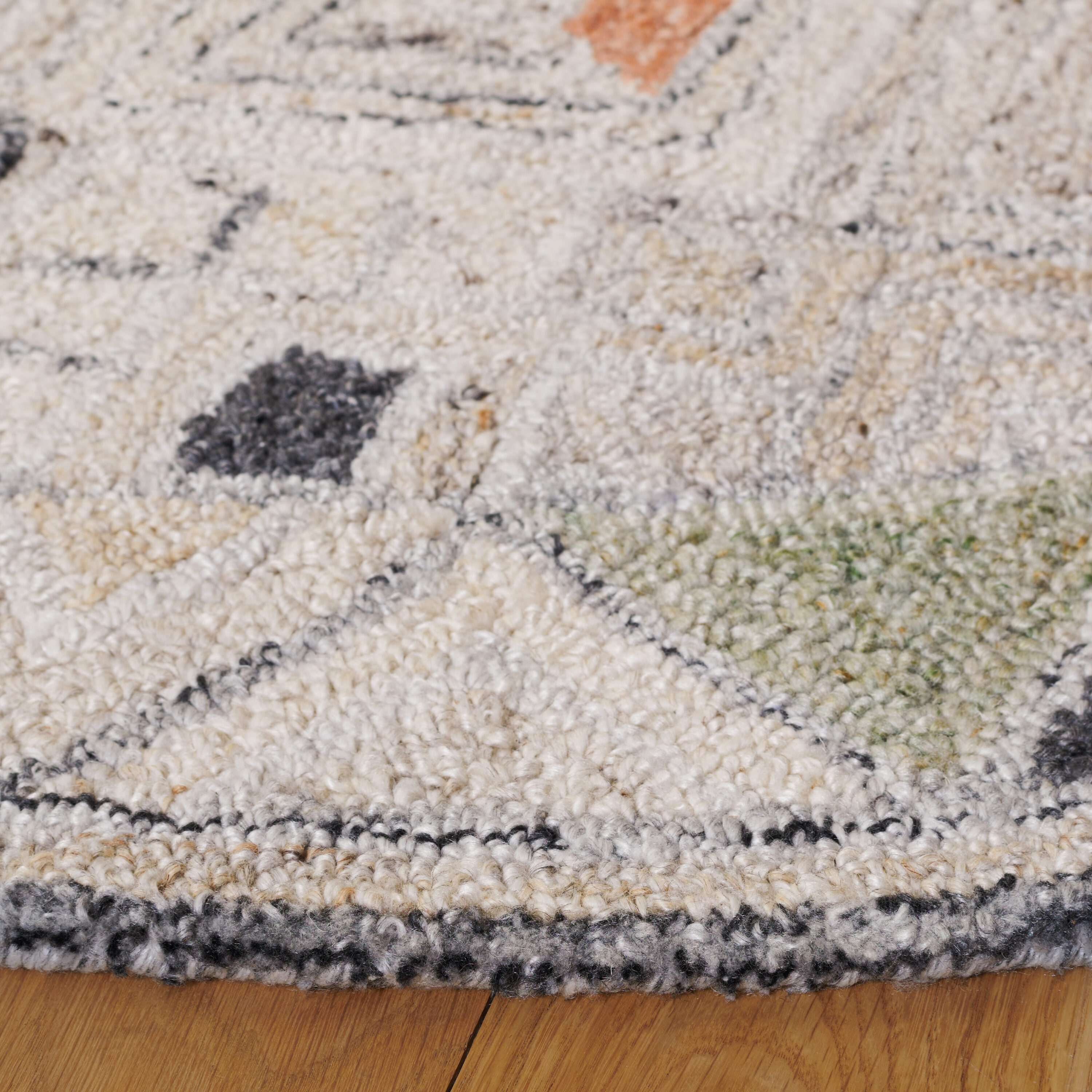 Safavieh MRQ124Q-6R rugs - View #3