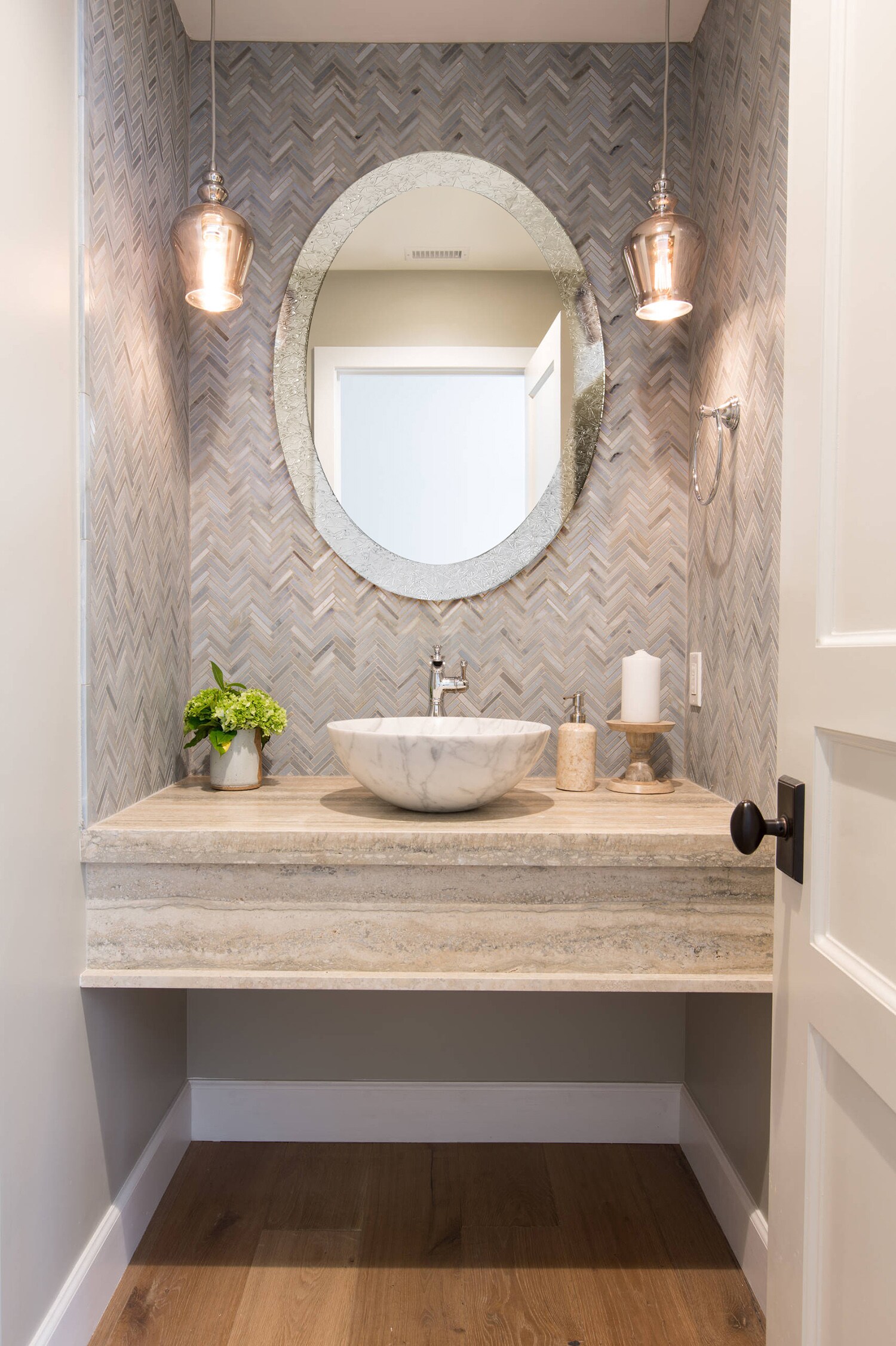 Decor Wonderland SSM5016-4 Framed-Bath-Mirrors - View #5