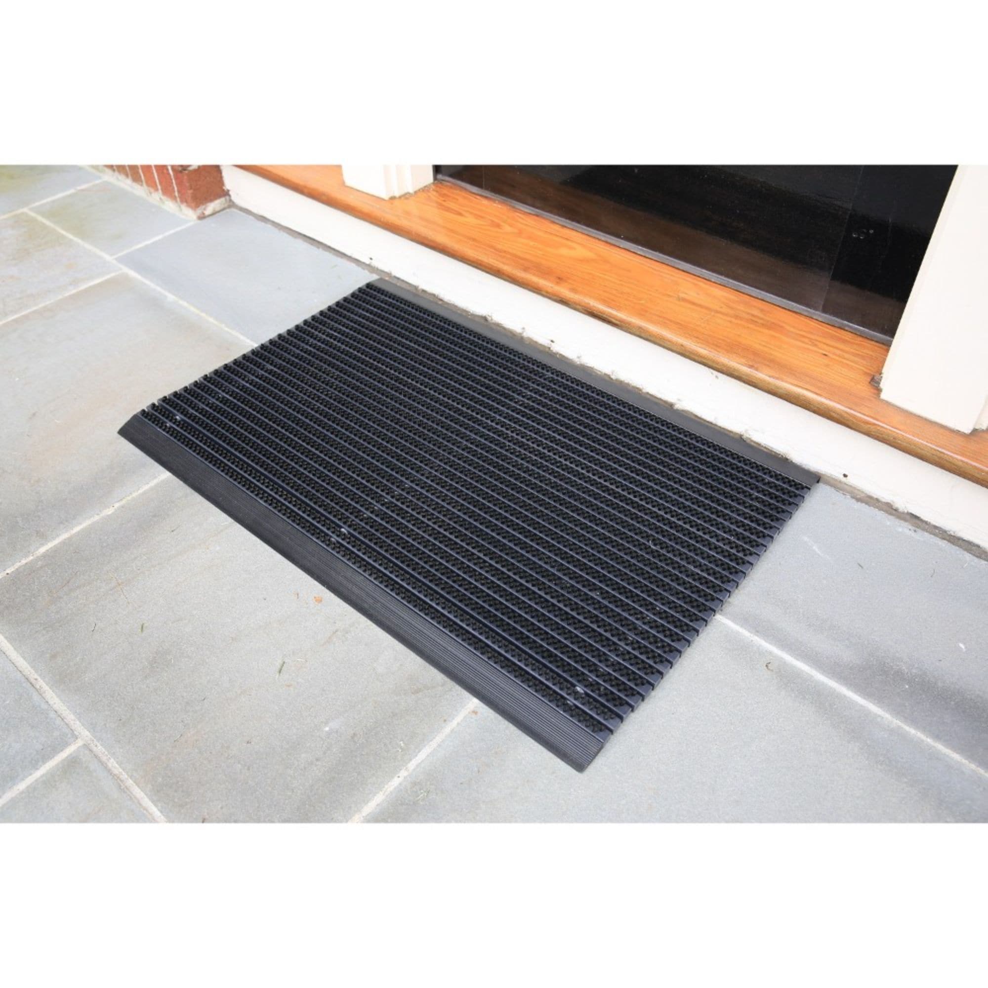 Matter Surfaces 2-ft x 3-ft Black Rectangular Indoor or Outdoor Door Mat in  the Mats department at