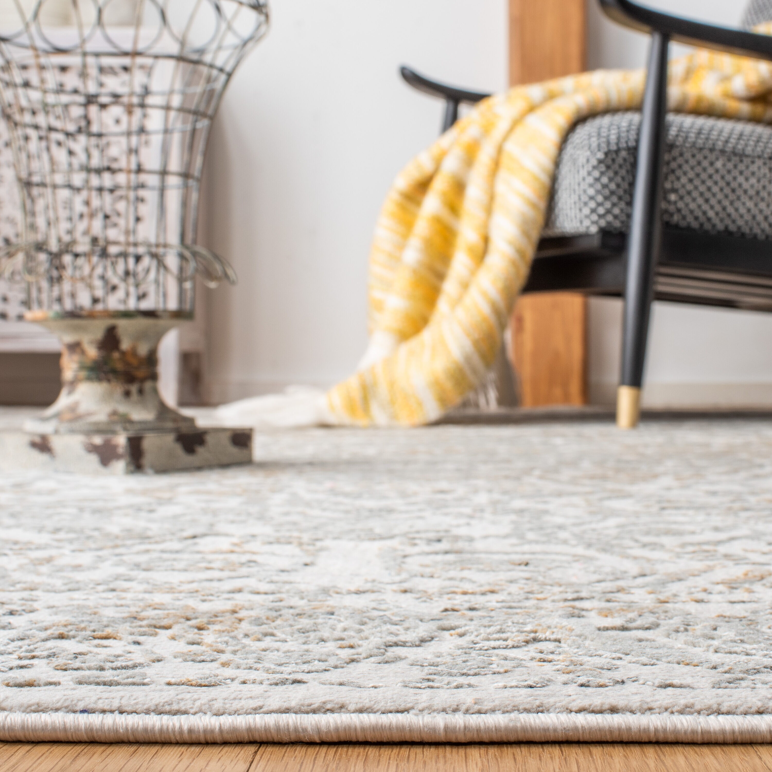 Safavieh PRN714A-28 rugs - View #4