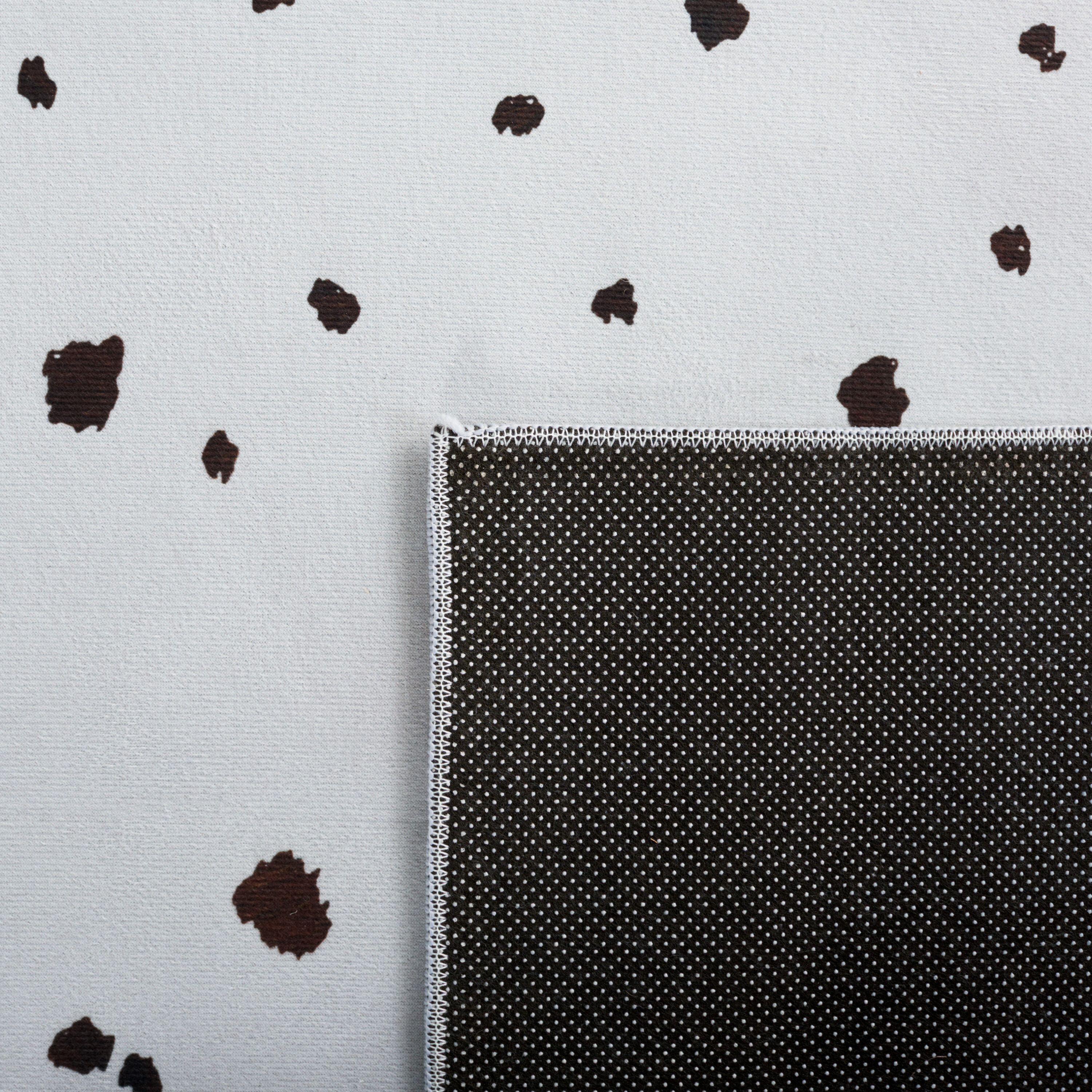 Rectangular Black Synthetic Hand-Knotted Washable Rug