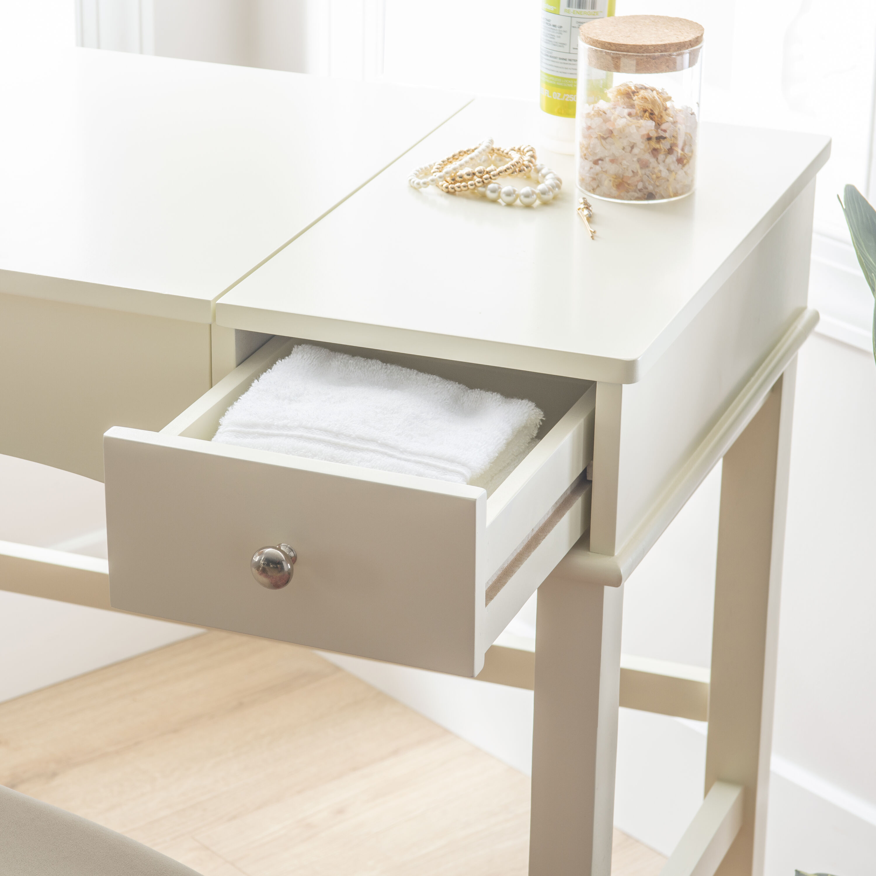 Linon 58037CRM-01-KD-U Bedroom-Vanities - View #4