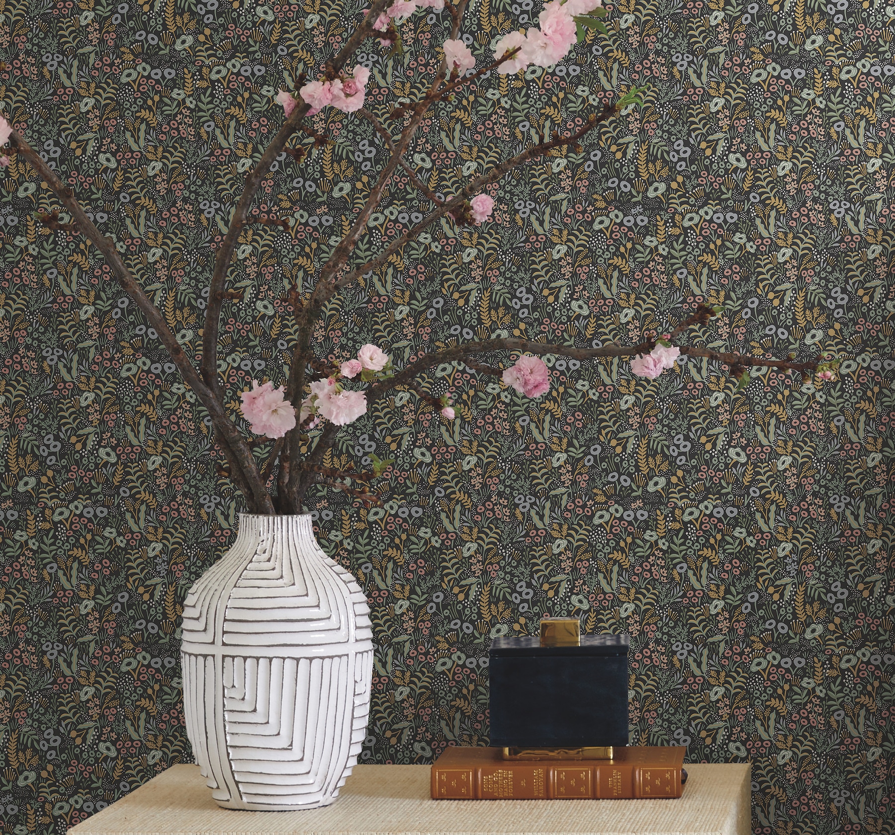 Rifle Paper RI5124 60.8-Sq. Feet Rose Multi Non-woven Ivy/Vines Unpasted Wallpaper