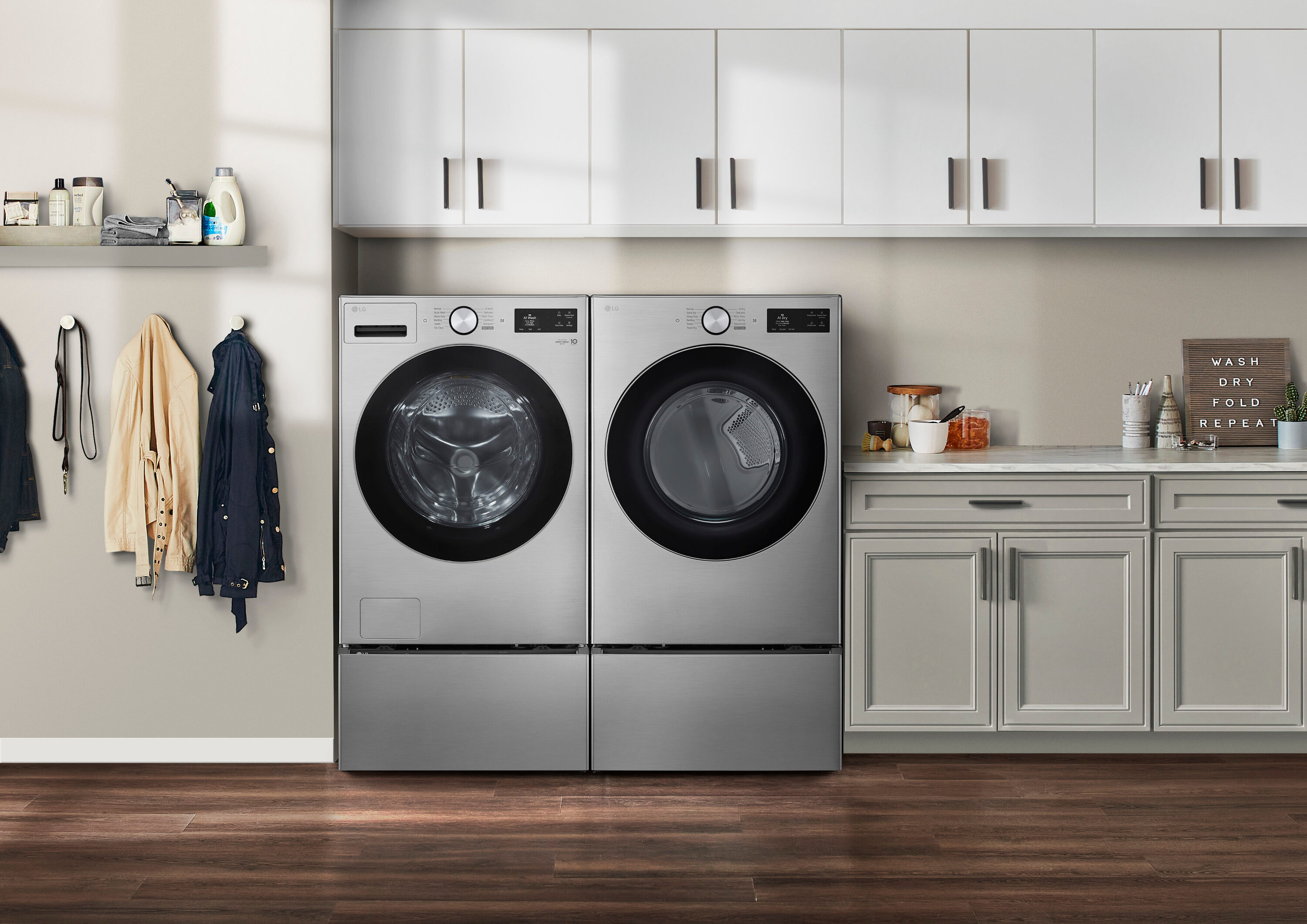 LG WM5800HVA m080105 - View #10