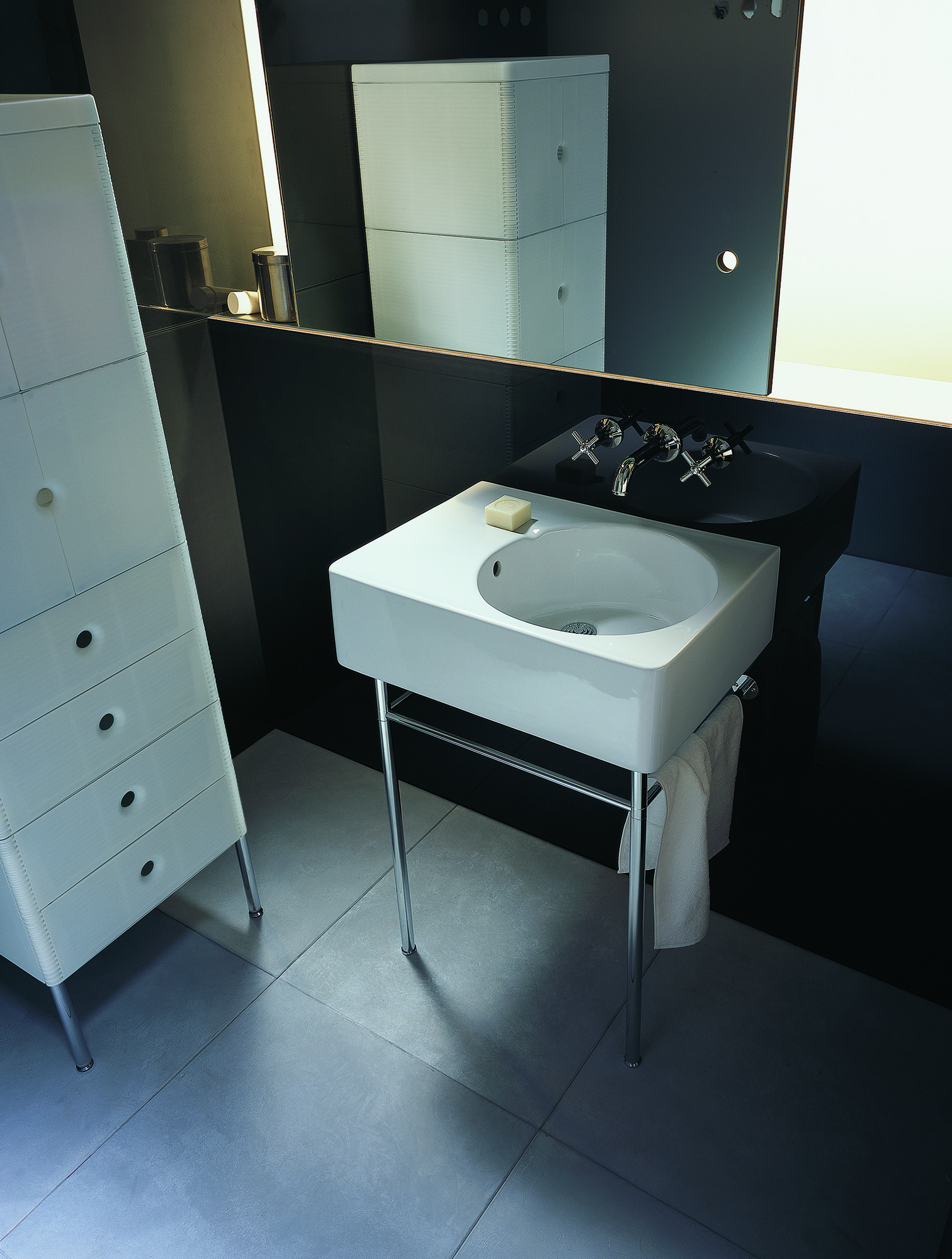 Duravit Scola 26.5-in Chrome Stainless Steel Wall-mount Console Base (15.75-in x 19.75-in) in the Console Sinks department Lowes.com