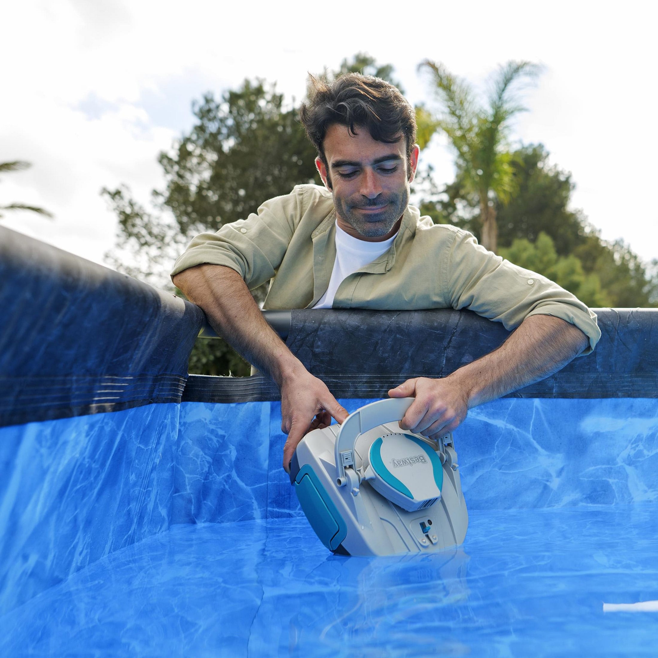 Bestway 58864E-BW Pool-Vacuums - View #2