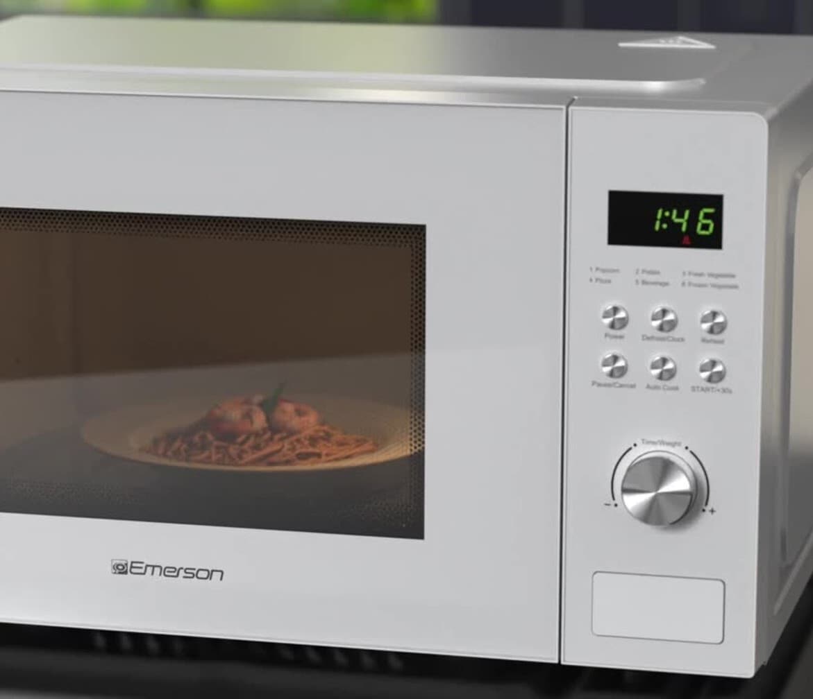 Emerson Medium White Countertop Microwave with Rotary Dial