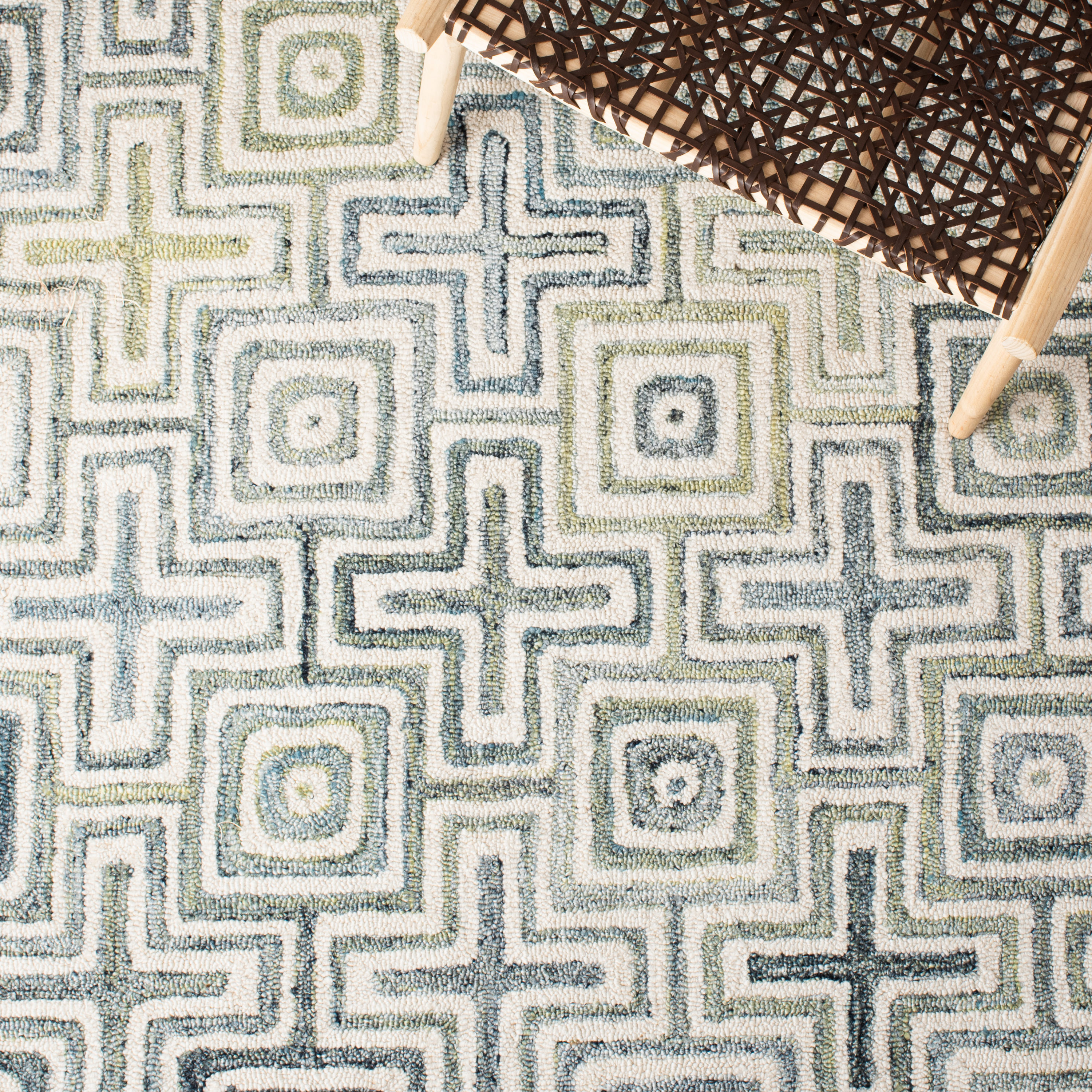 Ivory and Blue Geometric Hand-Tufted Wool Area Rug, 6' x 9'
