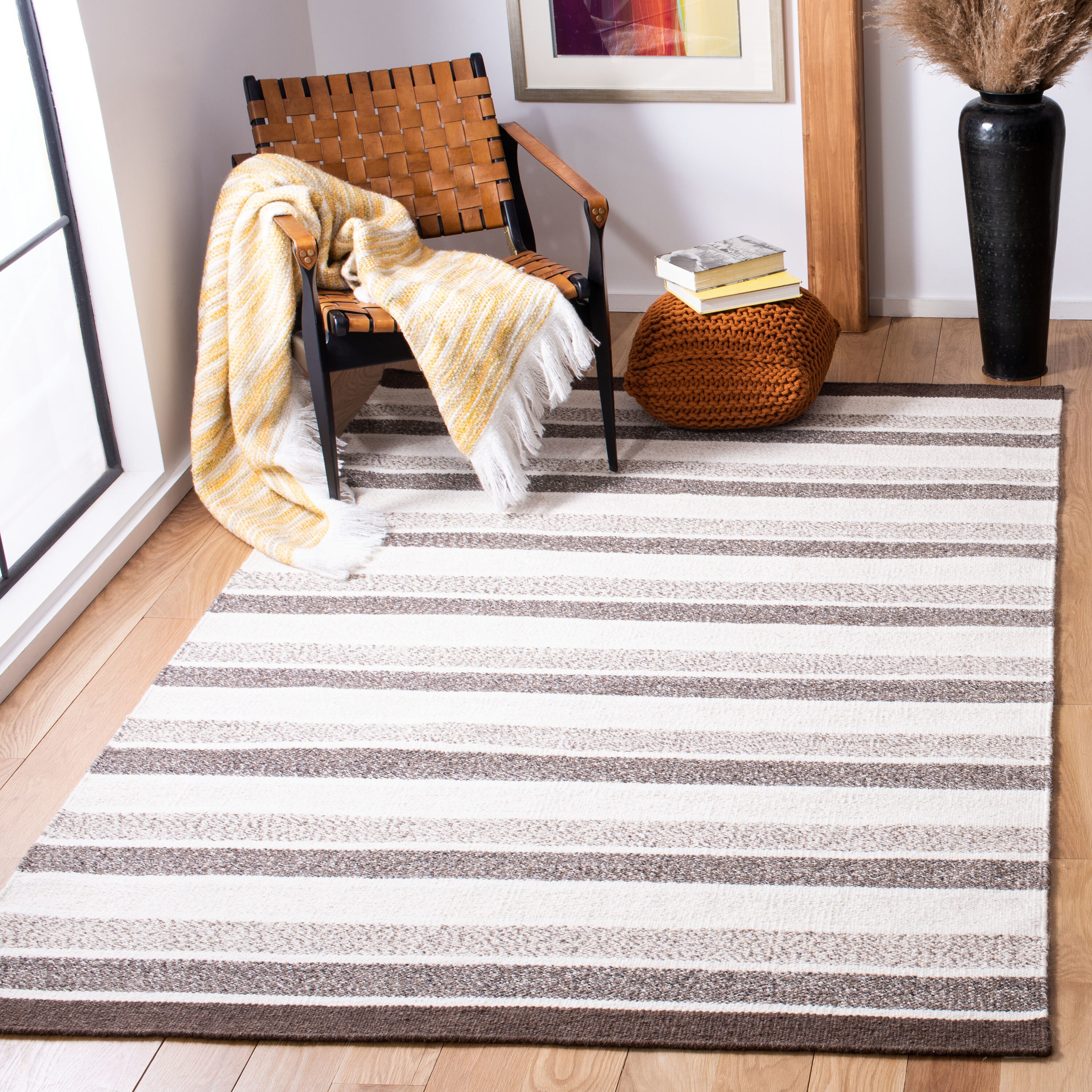Safavieh KLM151B-4 rugs - View #2