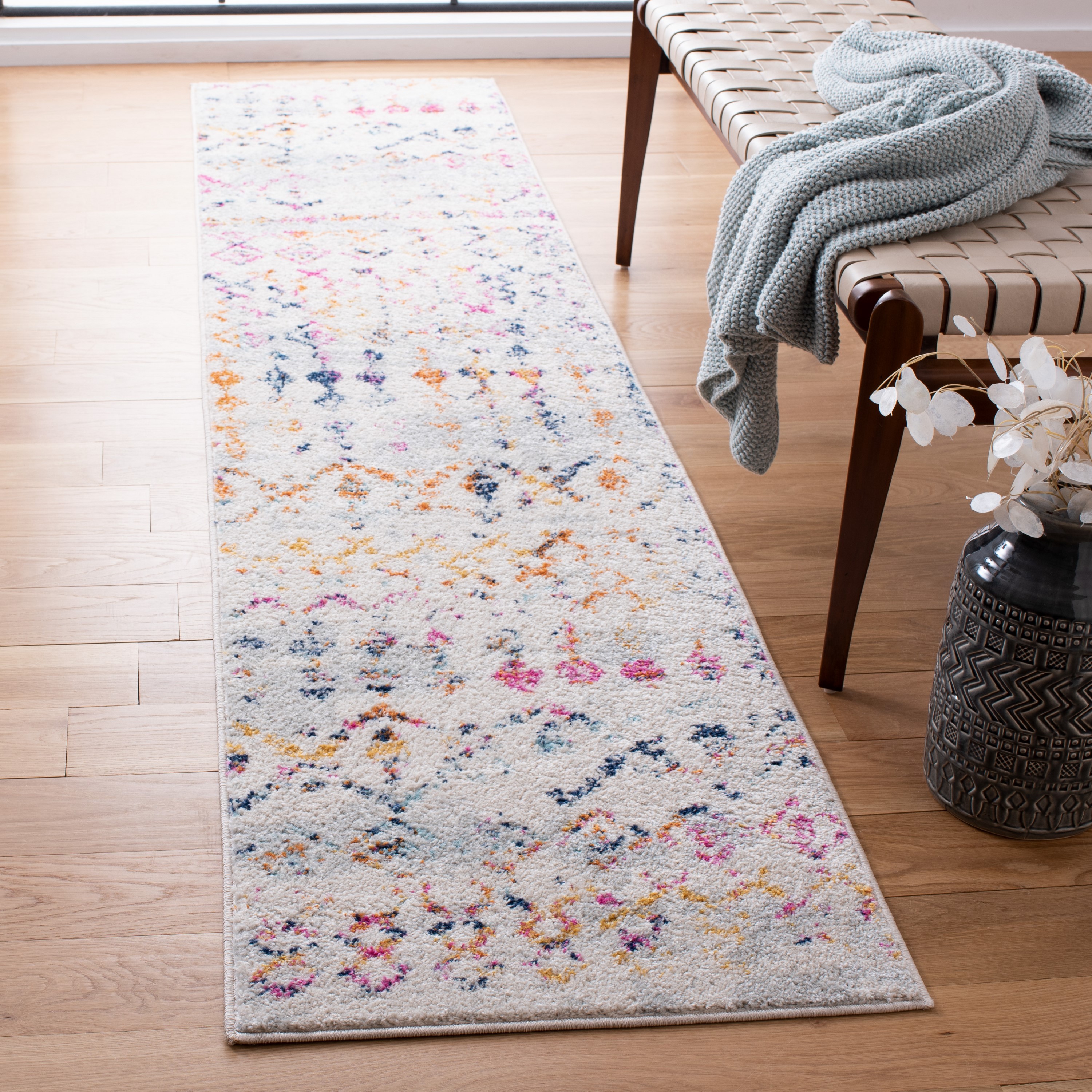Safavieh TUL240F-29 Tulum Astra 2 x 9 (ft) Loomed Polypropylene Ivory/Gold Rectangular Indoor Geometric Bohemian/Eclectic Runner rug