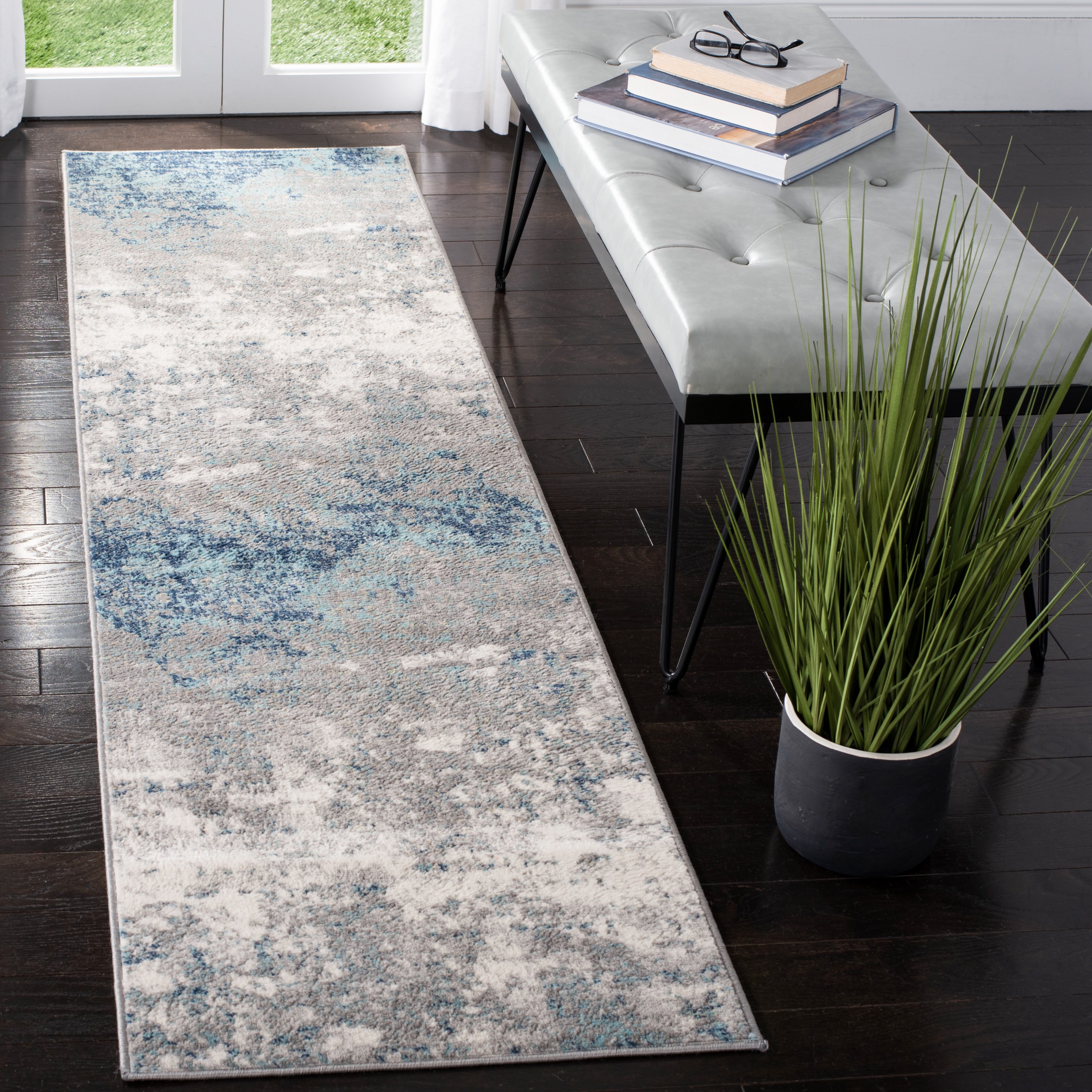 Safavieh BNT822F-216 Brentwood Malissie 2 x 16 (ft) Loomed Polypropylene Light Gray/Blue Rectangular Indoor Abstract Bohemian/Eclectic Runner rug