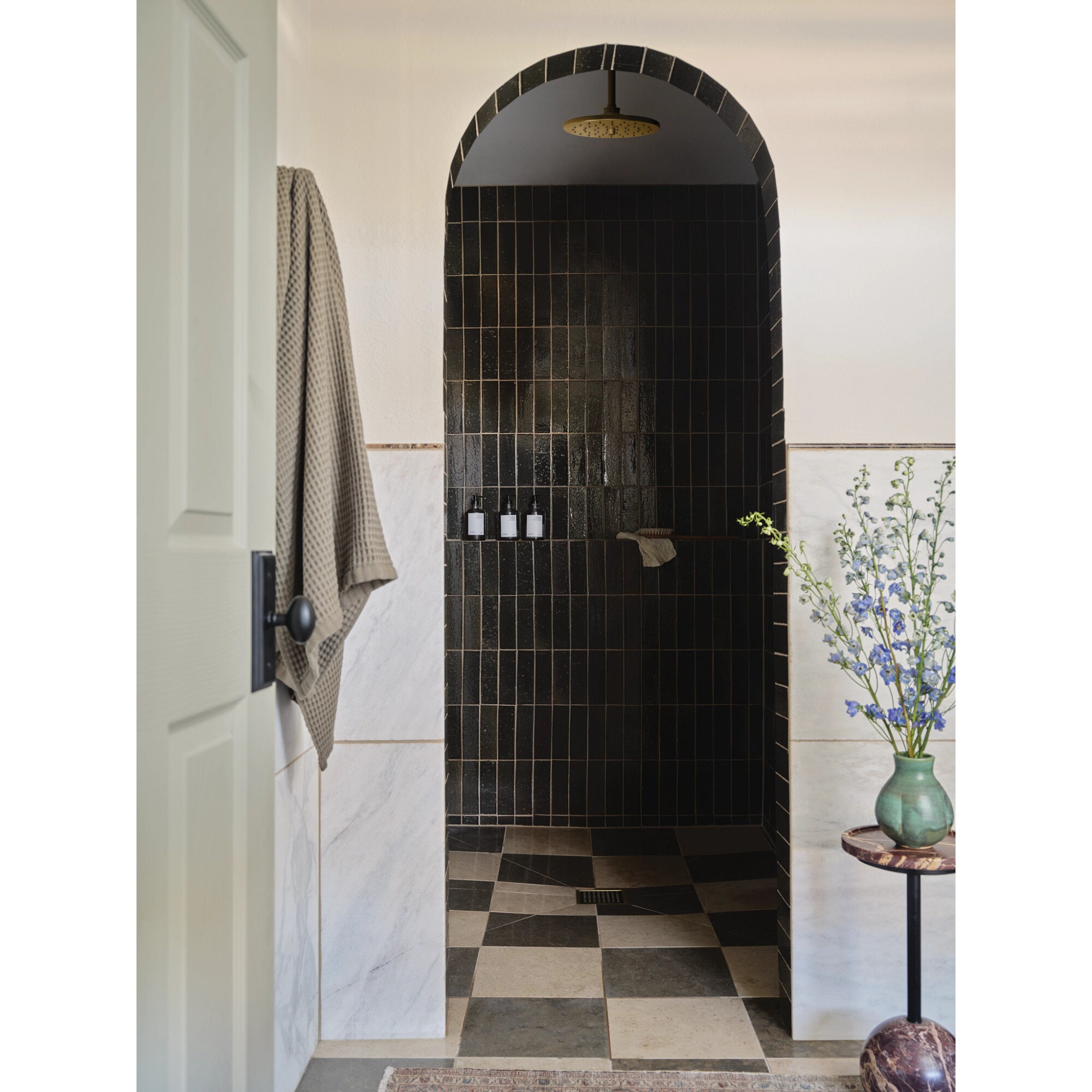 Moen S112EPBG Tub-Shower-Faucets - View #2
