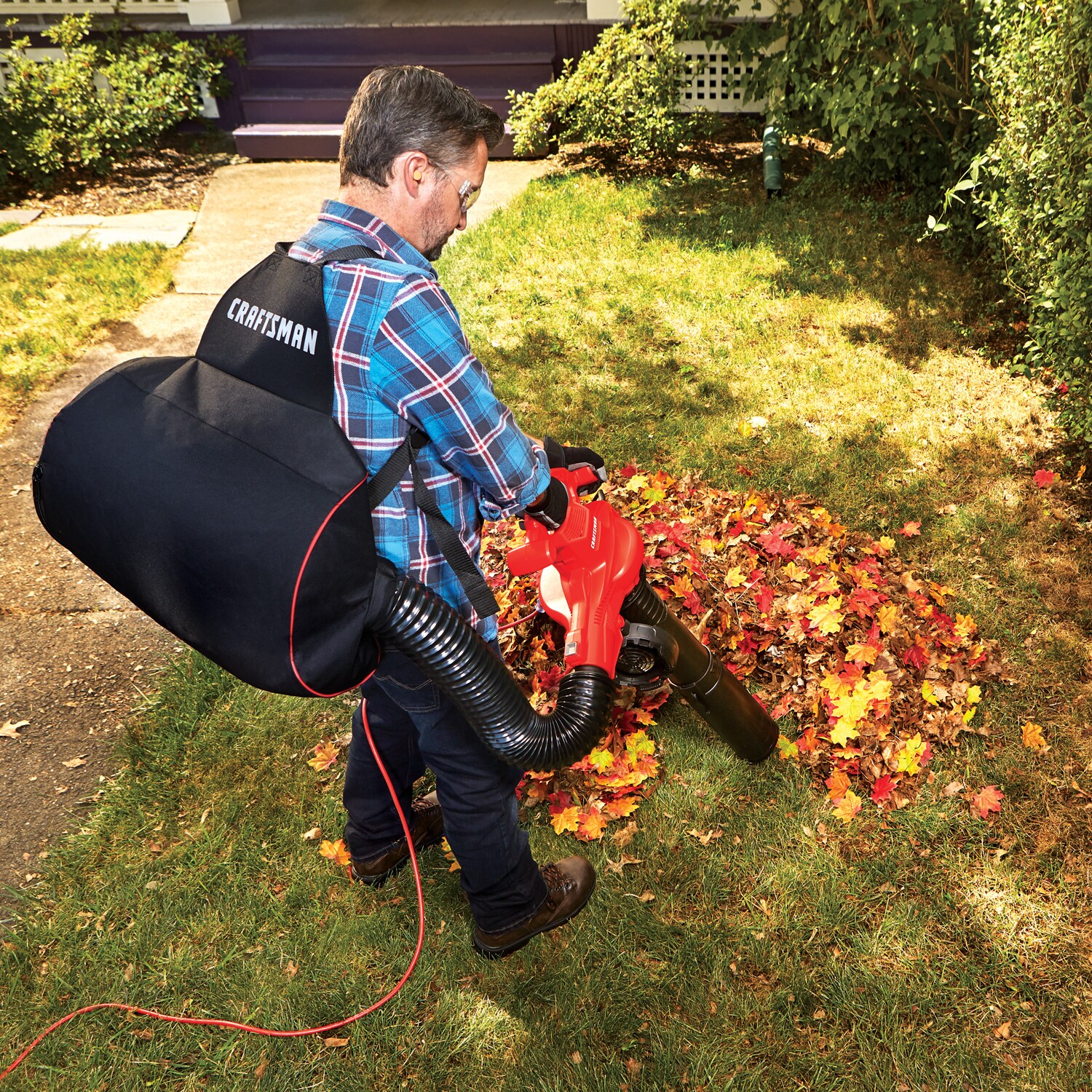 Earthwise BVM20010 10-Amp Two-Speed Corded Electric 3-in-1 Blower/Vacuum/Mulcher 