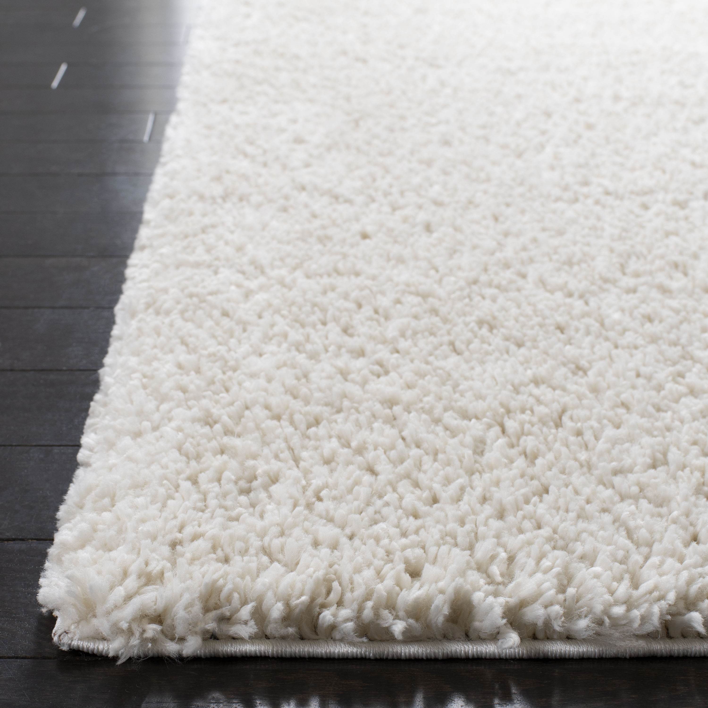 Safavieh AUG900C-7R rugs - View #3