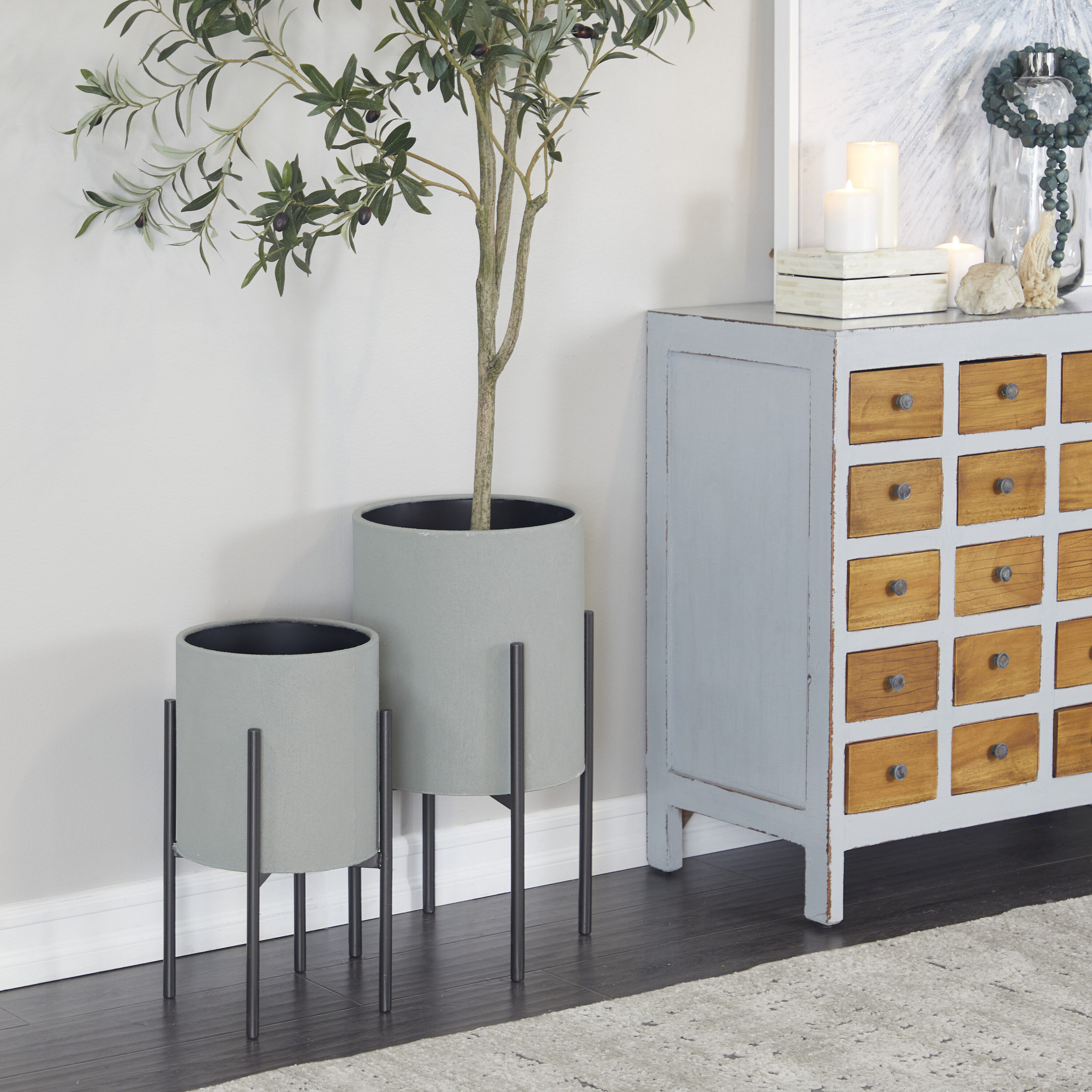 Grayson Lane 47977 2 -Pack Round 12-in W Extra Large Gray Metal Contemporary/Modern Indoor/Outdoor Planter Stand Included
