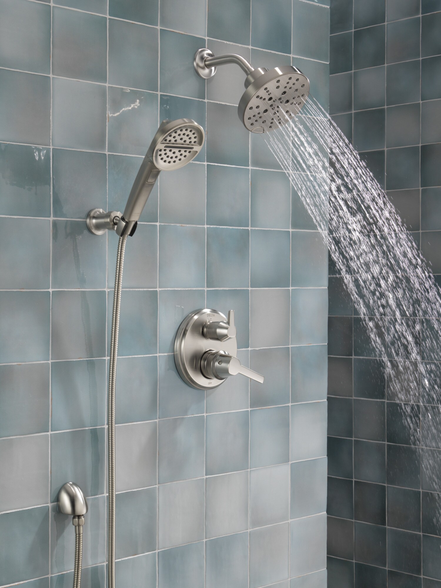 Delta Lumicoat Stainless 1.5-in Bathtub/Shower Faucet Elbow (0.5-in-ID) in  the Bathroom u0026 Shower Faucet Accessories department at Lowes.com