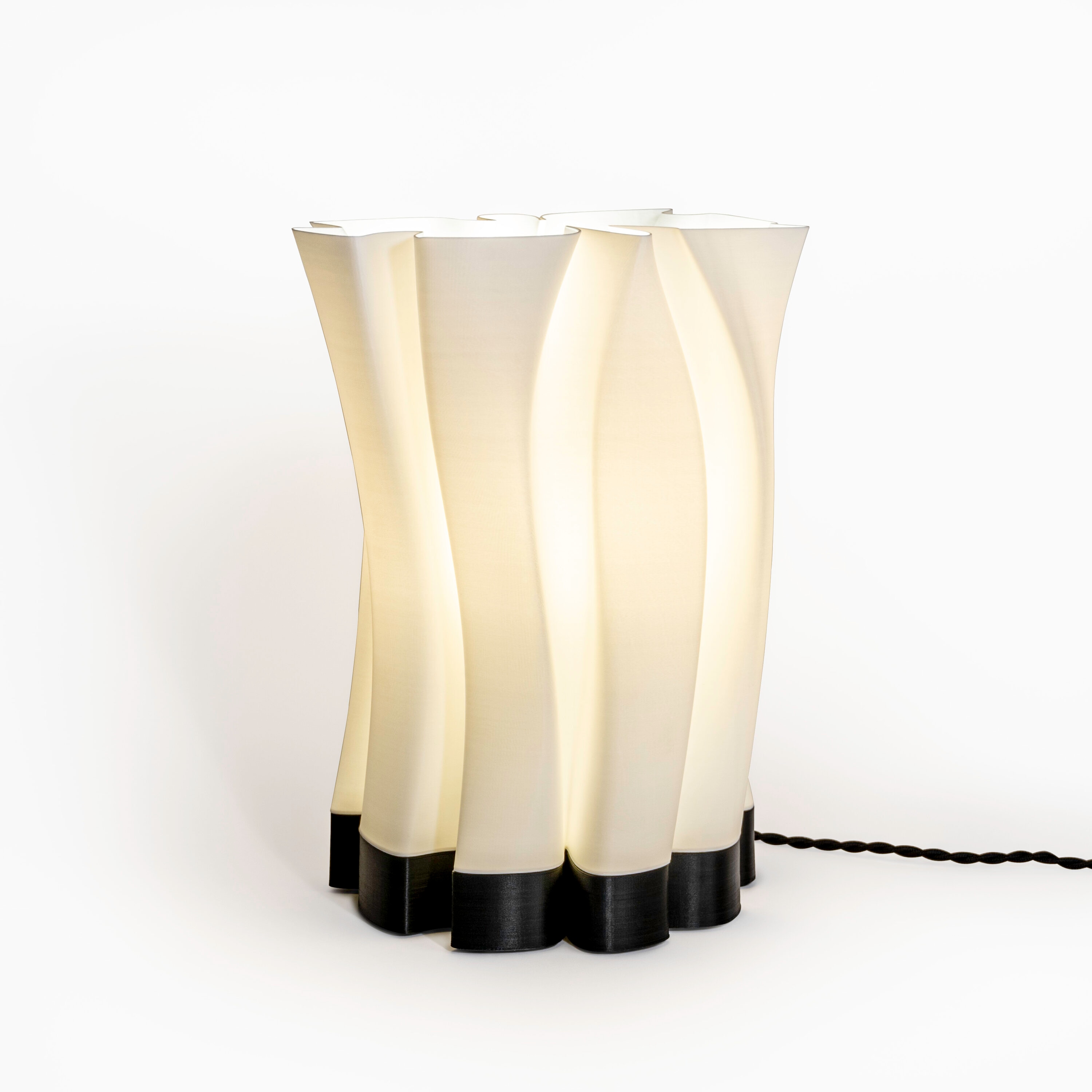 JONATHAN Y Flame Modern Bohemian Plant 3D Printed Lamp 13.5-in White ...