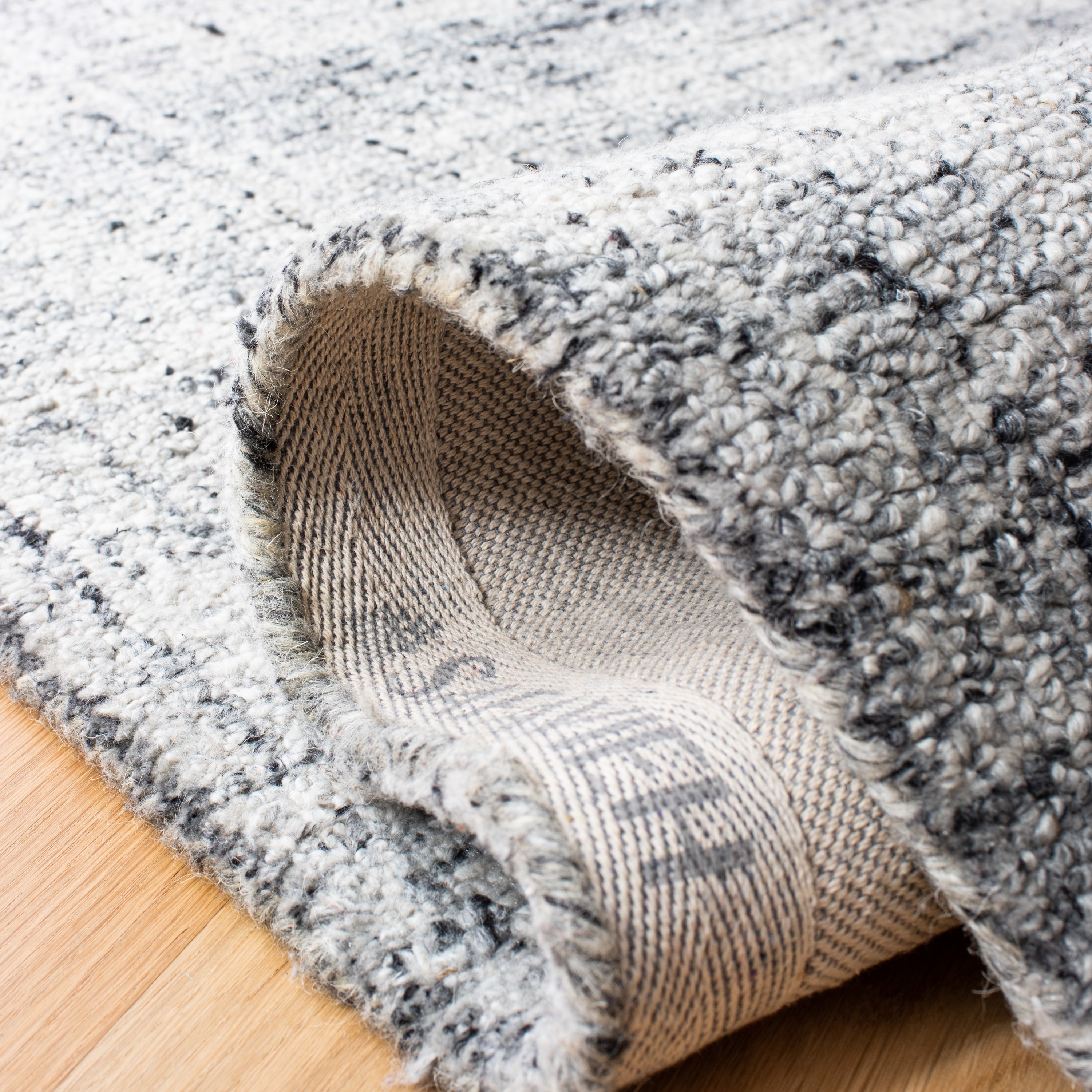 Safavieh ABT141B-8SQ rugs - View #5