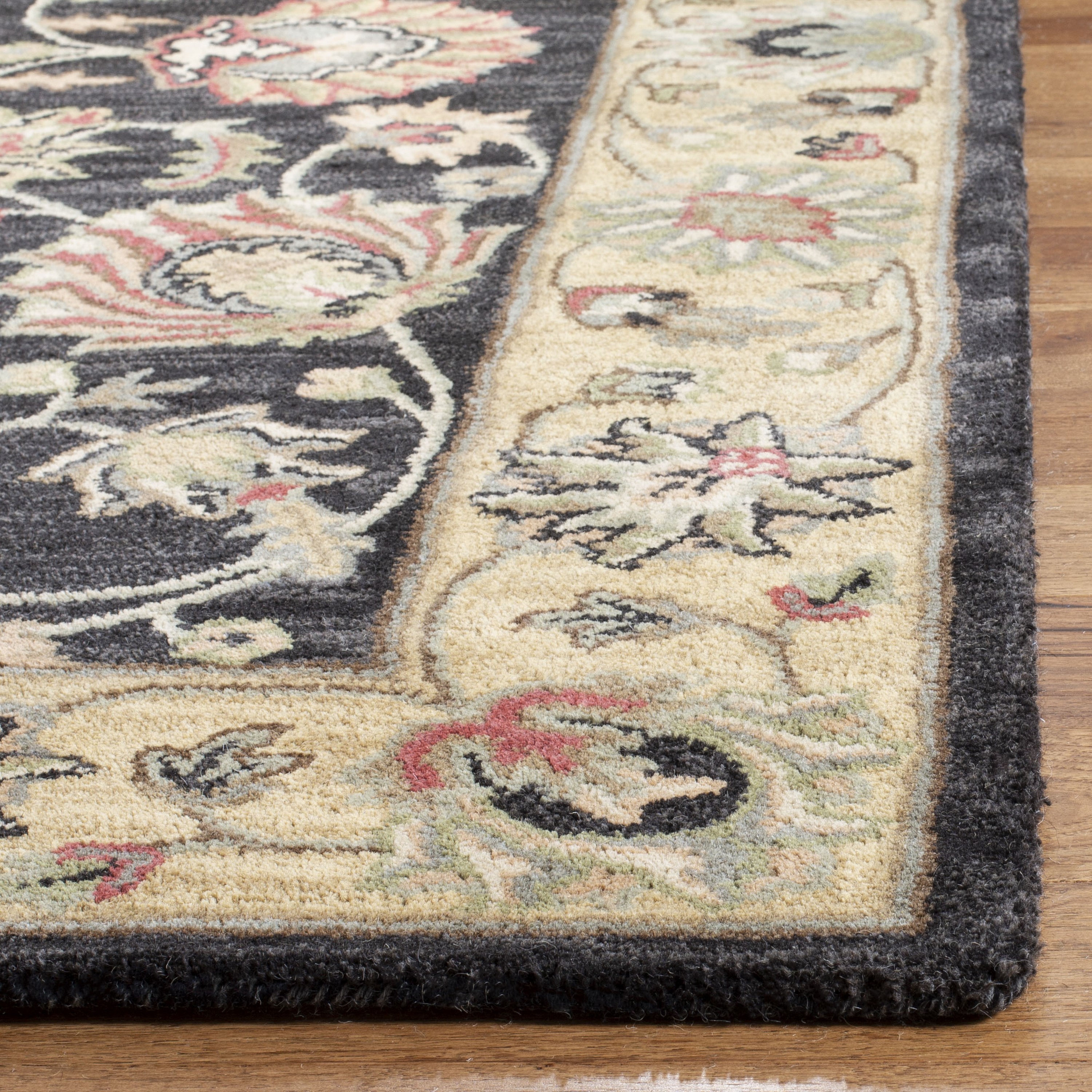 Safavieh HG343E-4 rugs - View #3