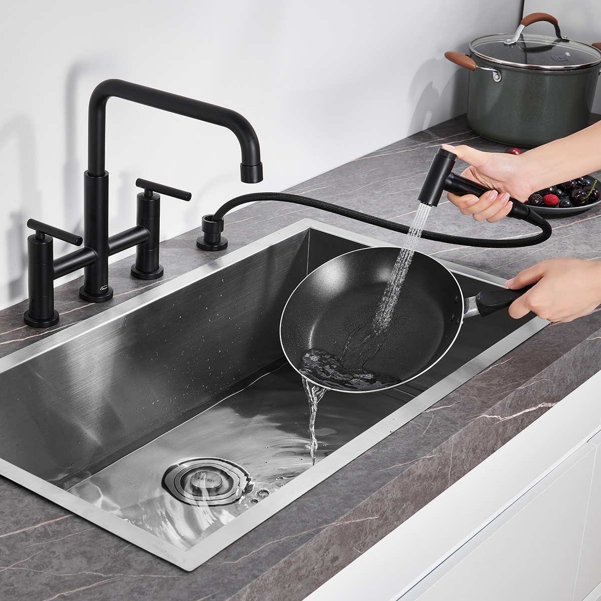 Mondawe MO236DT-MB Kitchen-Faucets - View #3