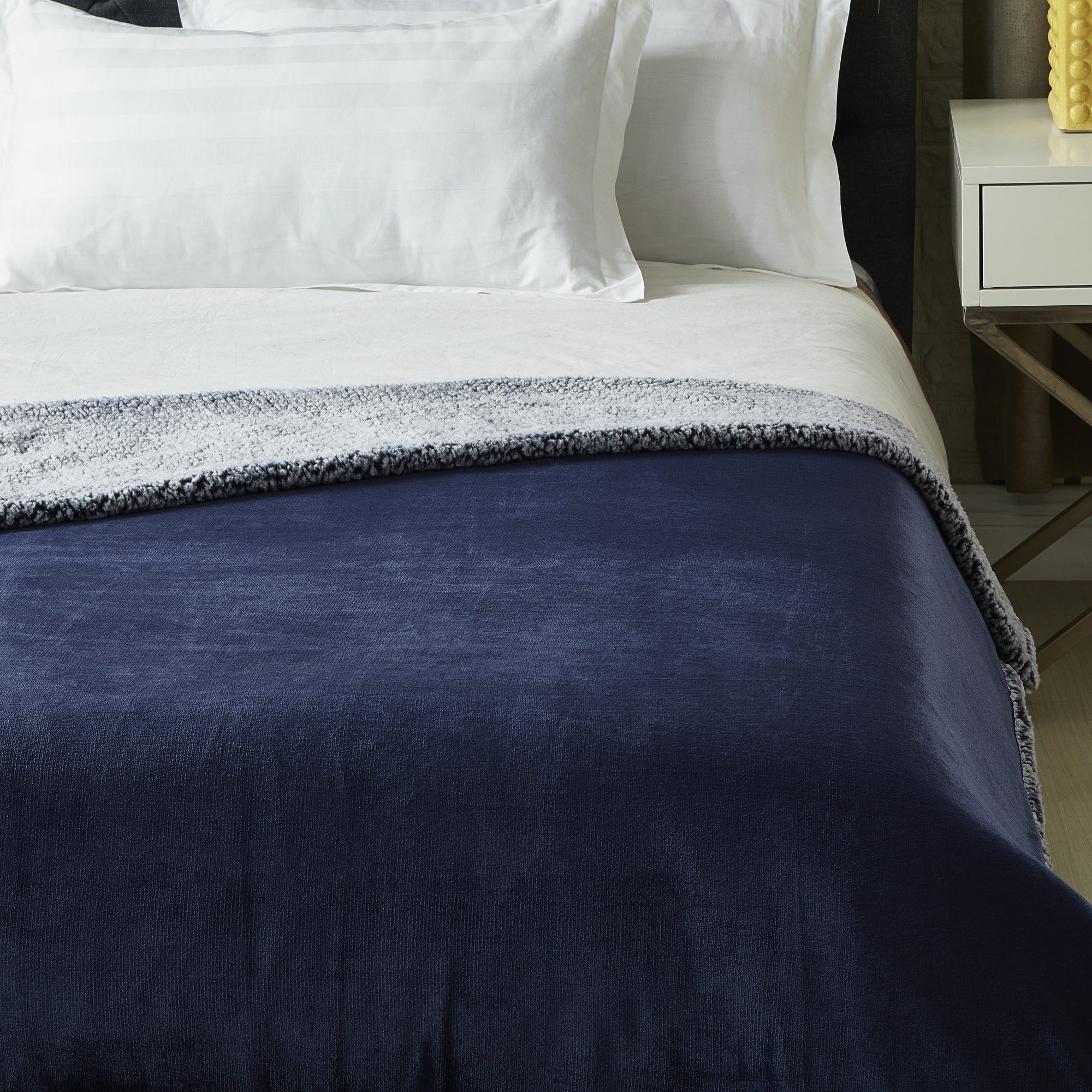 Cozy Tyme T173-20NYC-LS Blankets-And-Throws - View #3