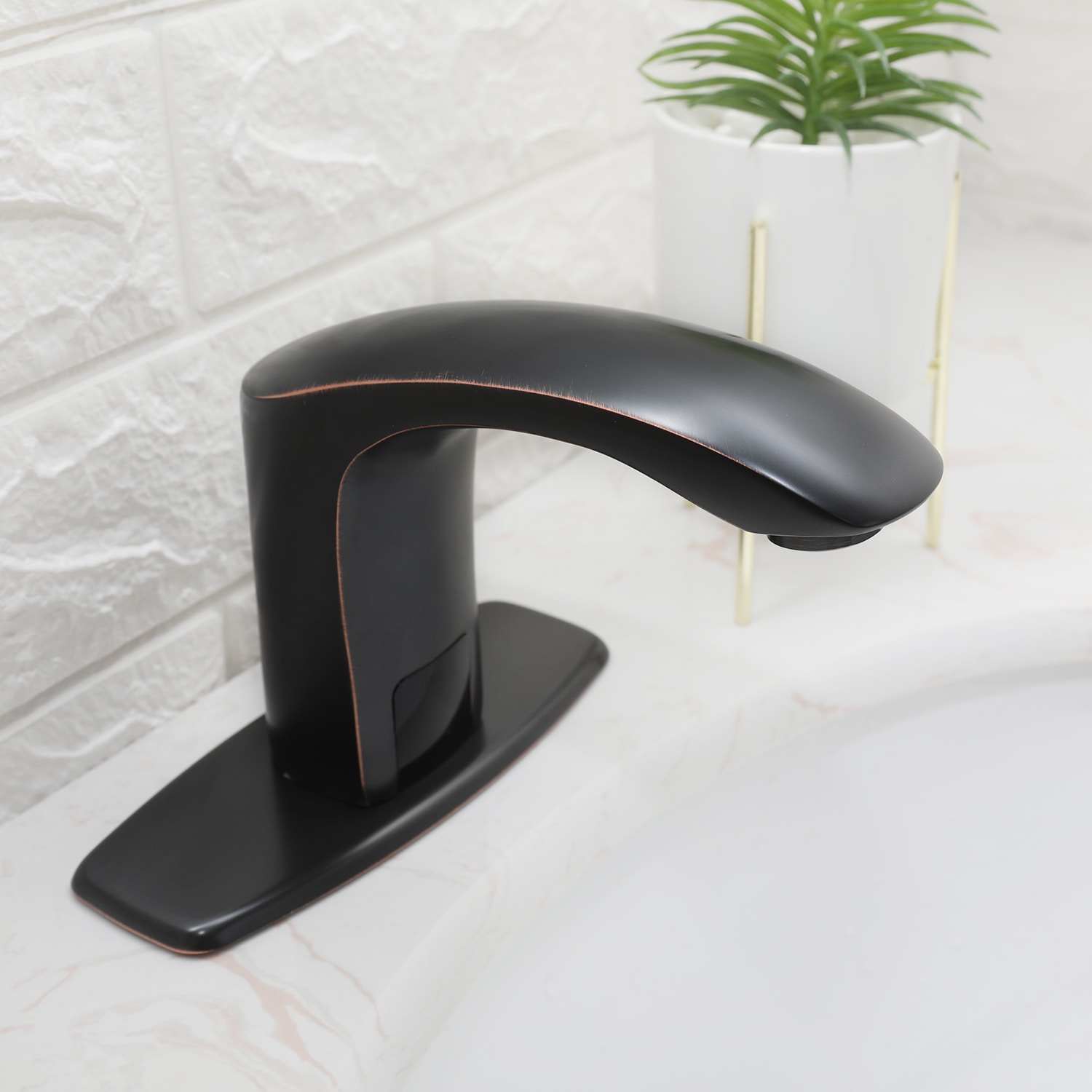 BWE A-918106-ORB Lavatory-Faucets - View #2