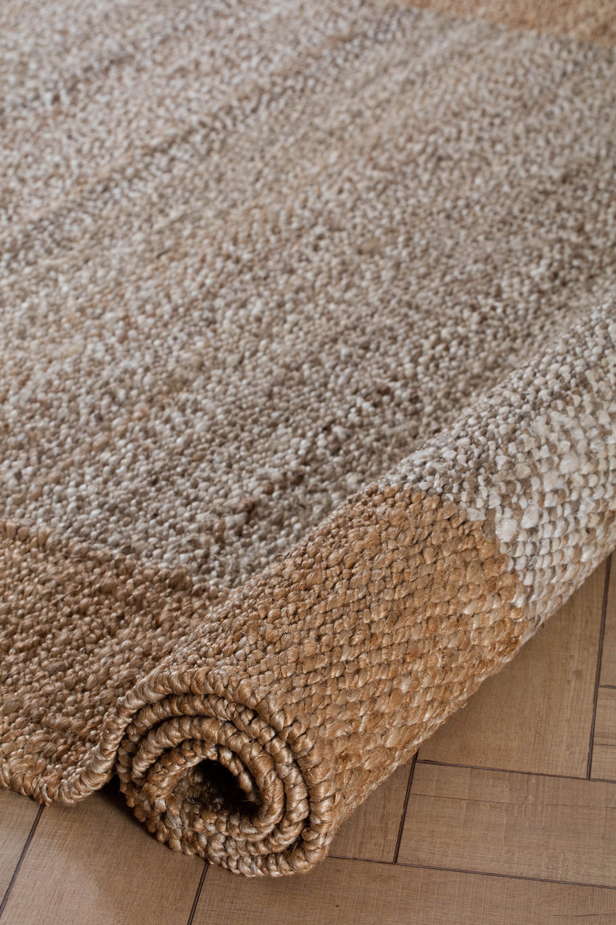 Eden Natural & Tan Handmade Jute Area Rug 5' x 8'