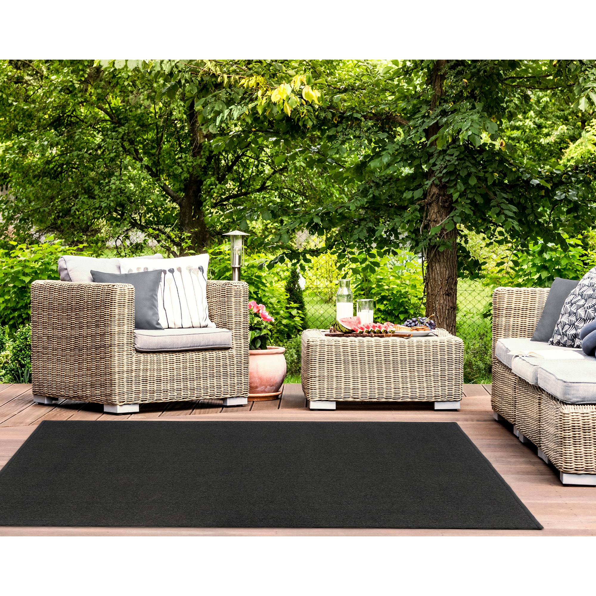Charcoal Braided 5' x 7' Handmade Synthetic Reversible Rug