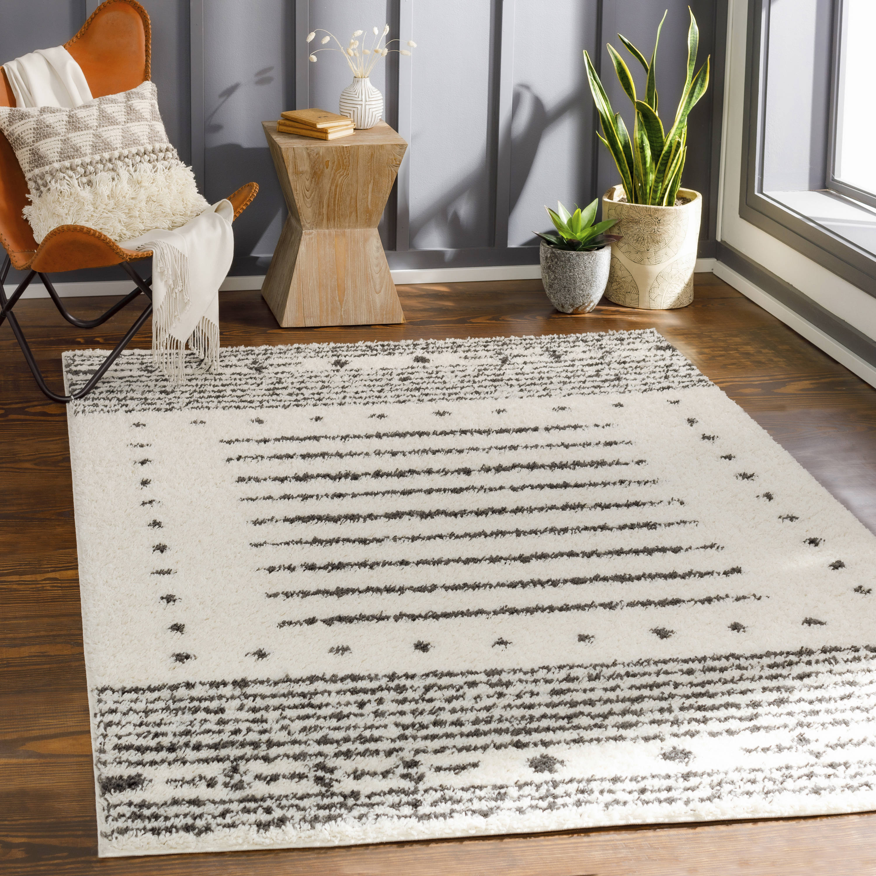 Surya BSH2327-71010 Beni shag 8 X 10 (ft) Charcoal Indoor Geometric Moroccan Area Rug
