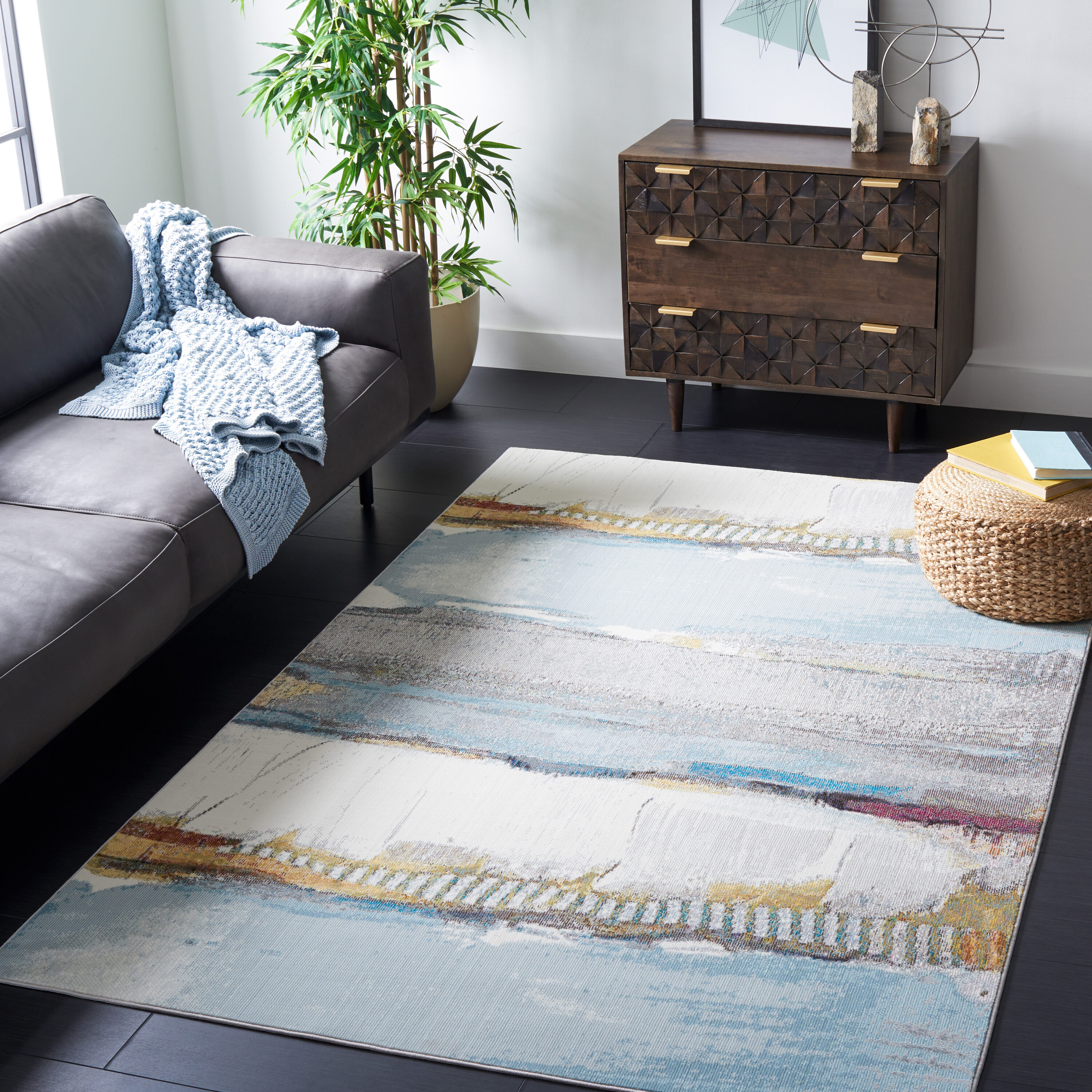 Aria 190M Ivory/Light Blue 4ft x 6ft Small Rectangle Rug