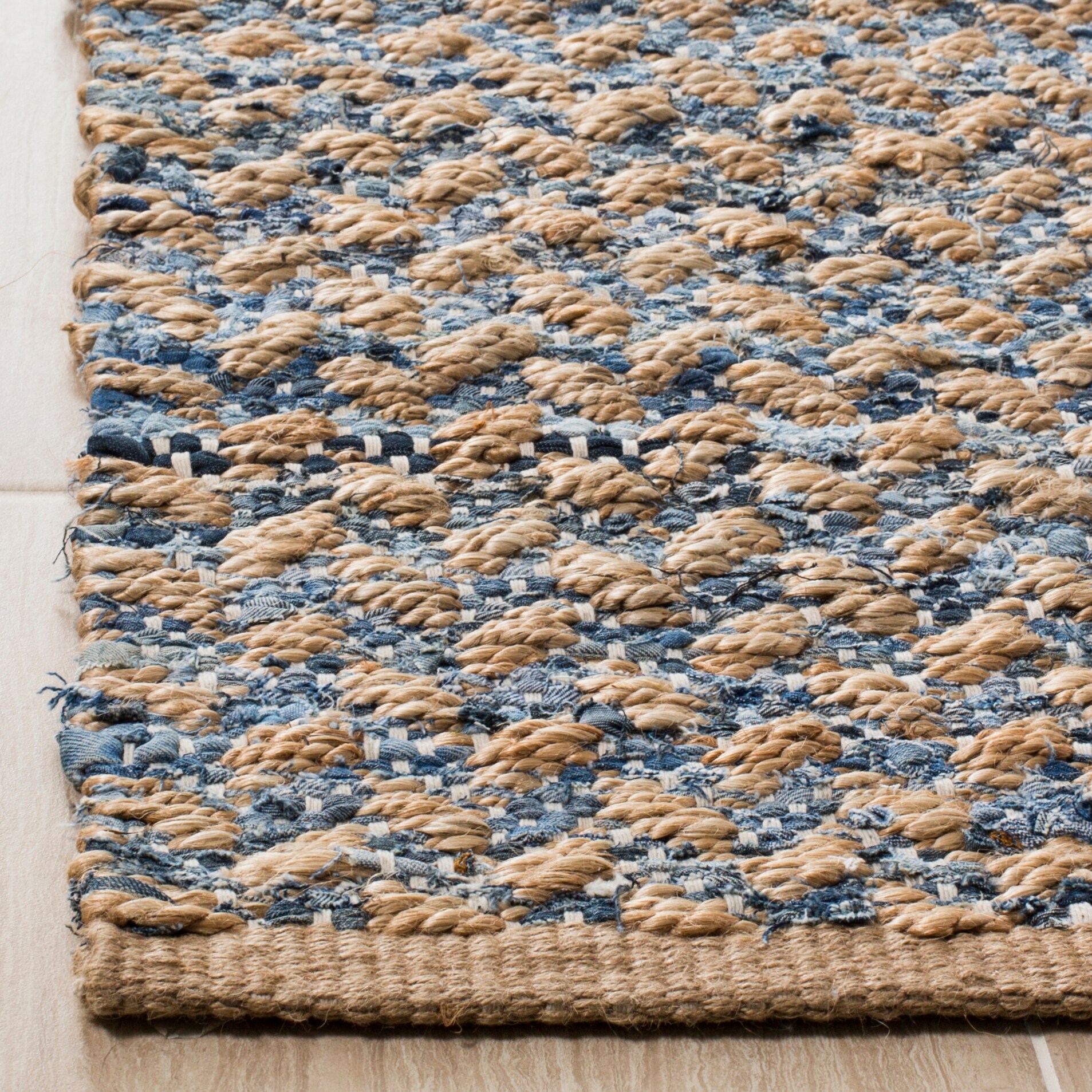 Safavieh CAP305M-8 rugs - View #3
