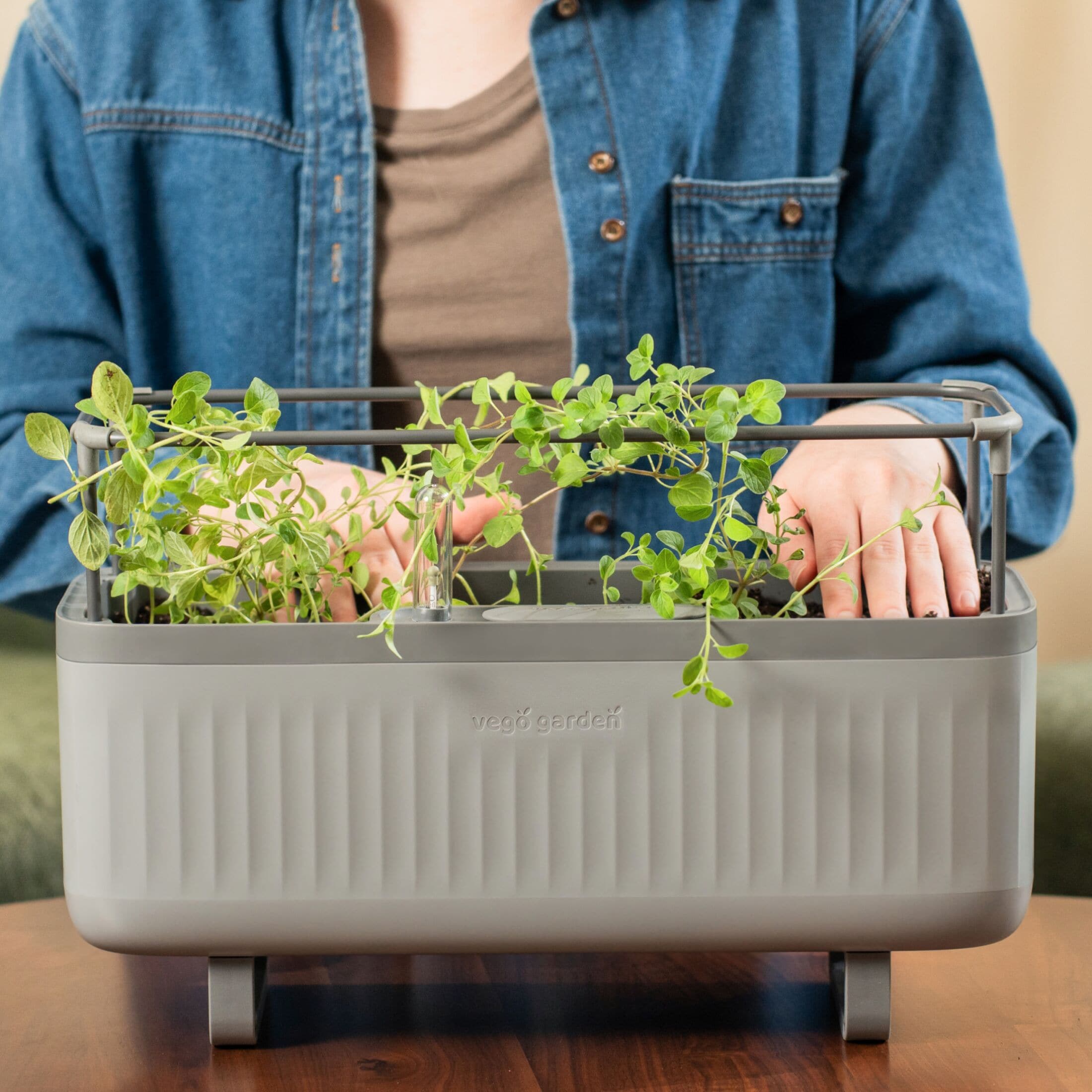 Vego Garden VPHPGY Planter-Window-Box - View #4