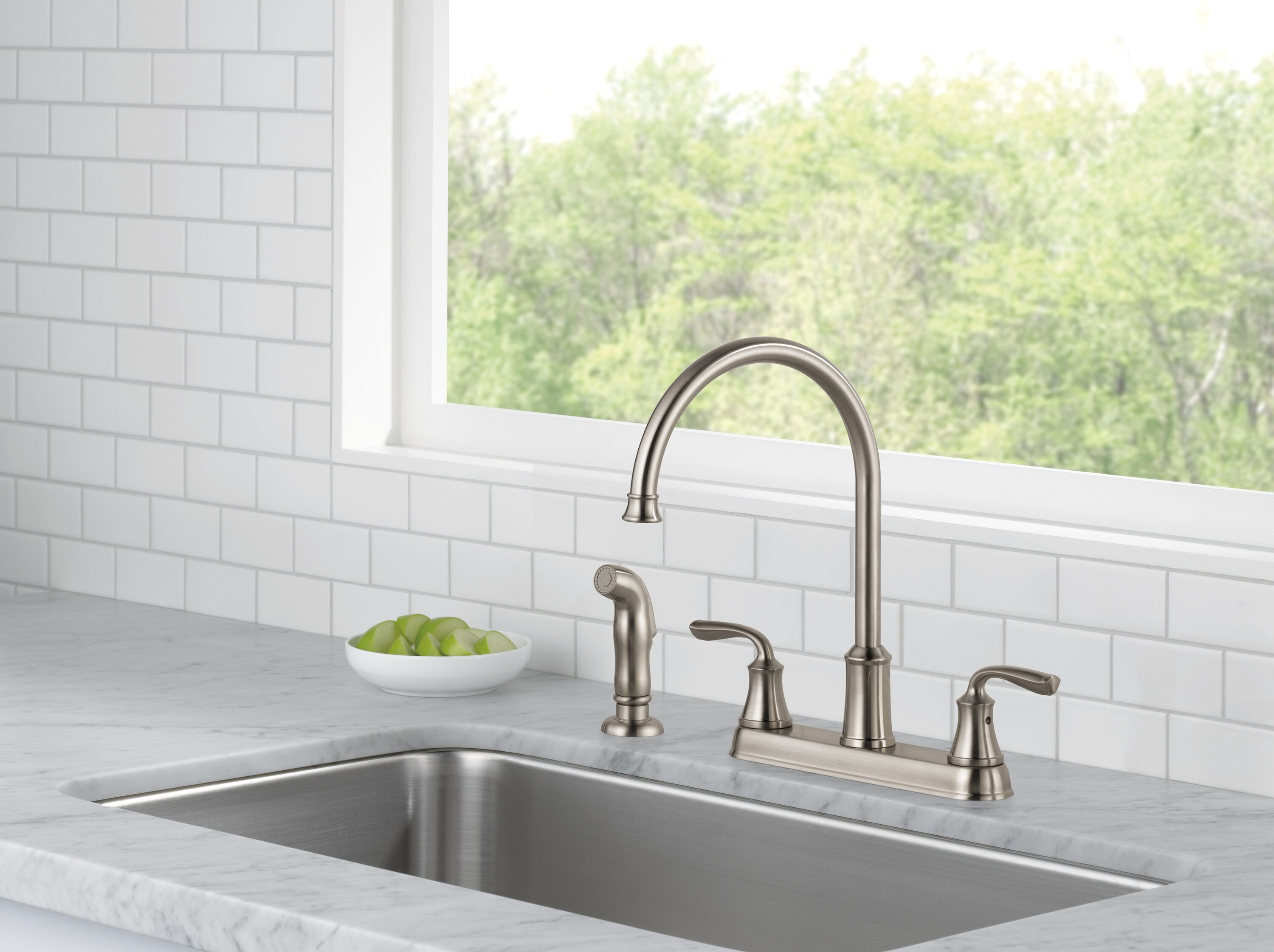 Delta Lorain Stainless 2handle Higharc Kitchen Faucet with Deck Plate