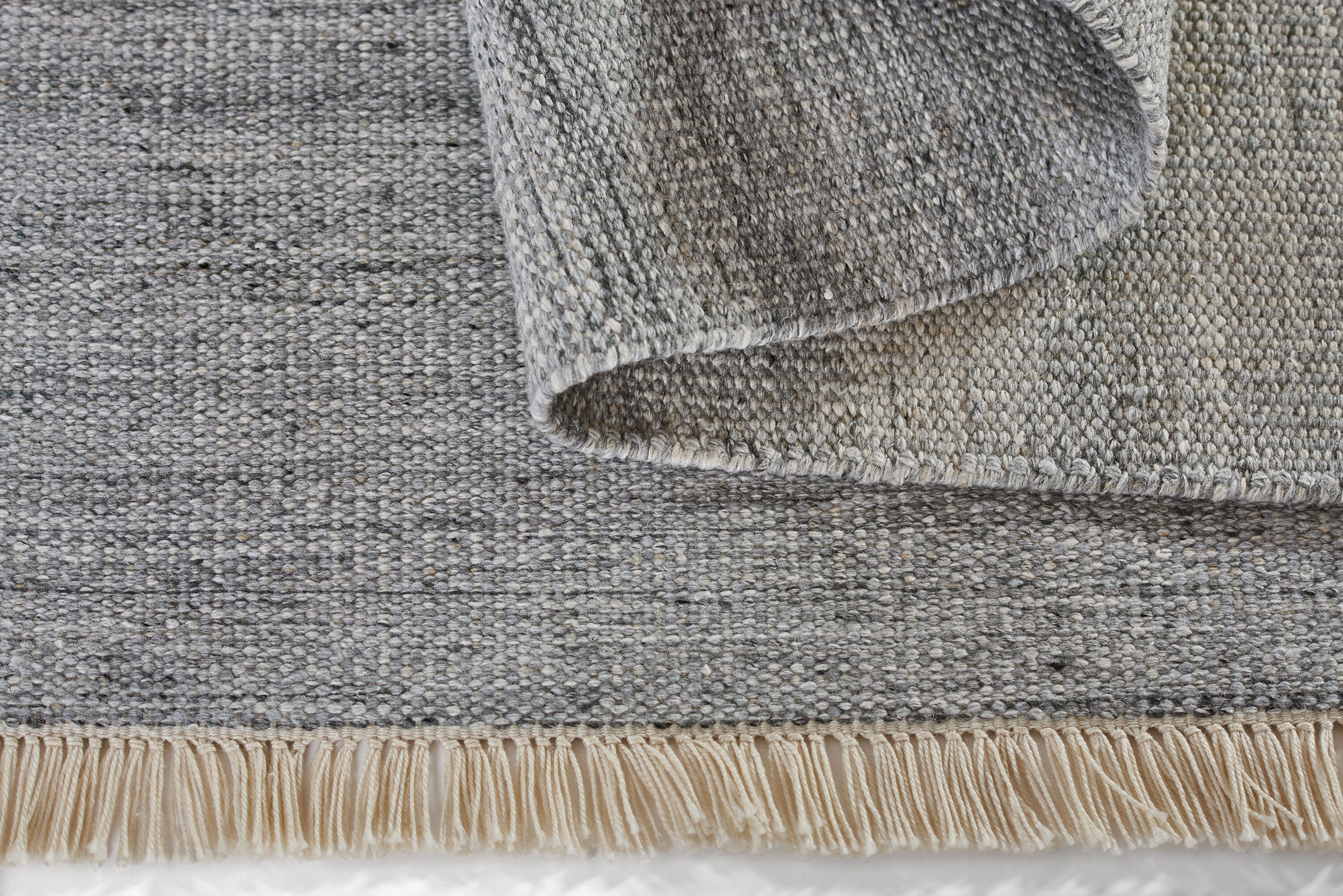 Momeni COVE0CV-01SVL2380 rugs - View #2