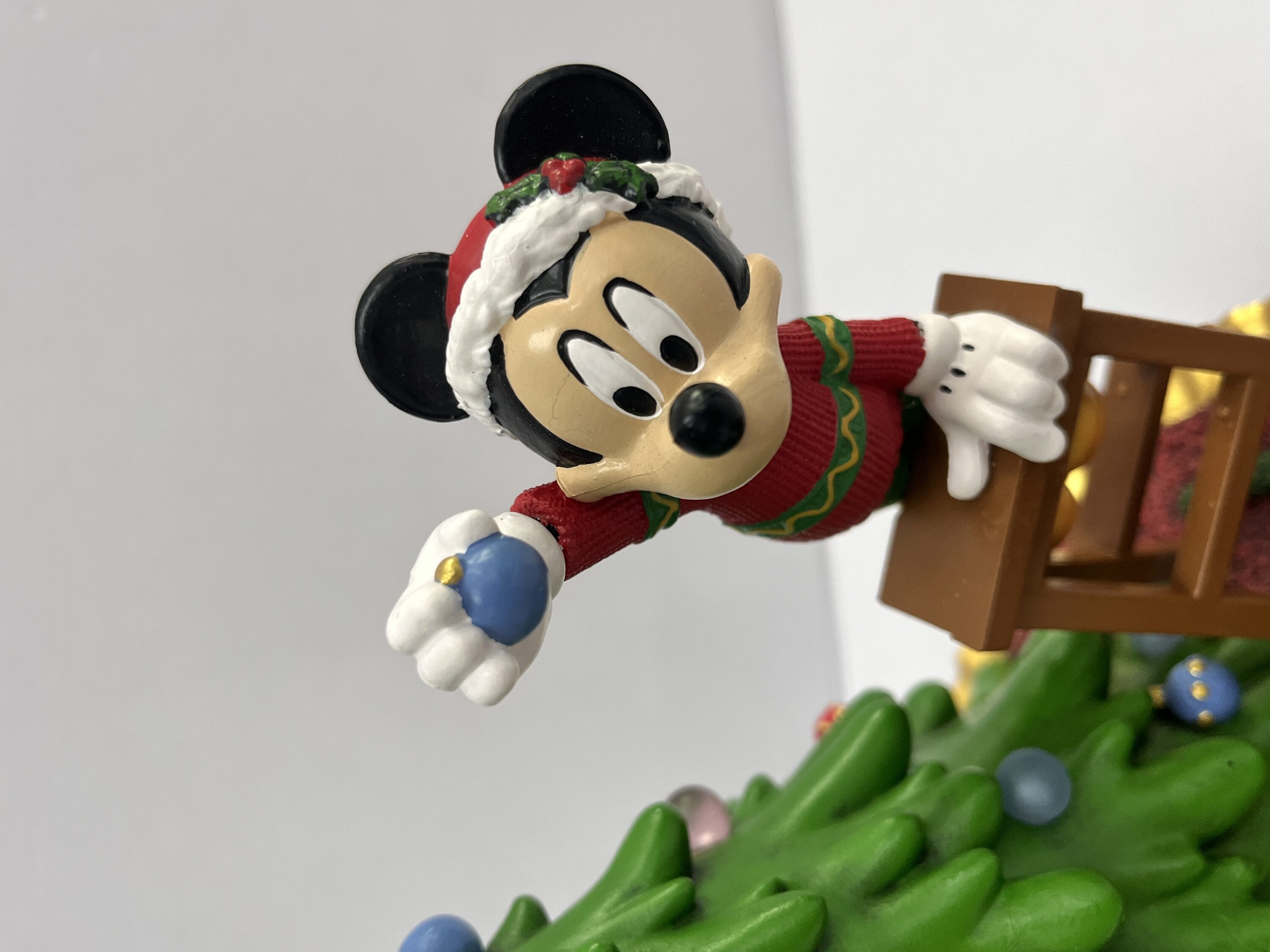 Disney Mickey and Donald Christmas shops