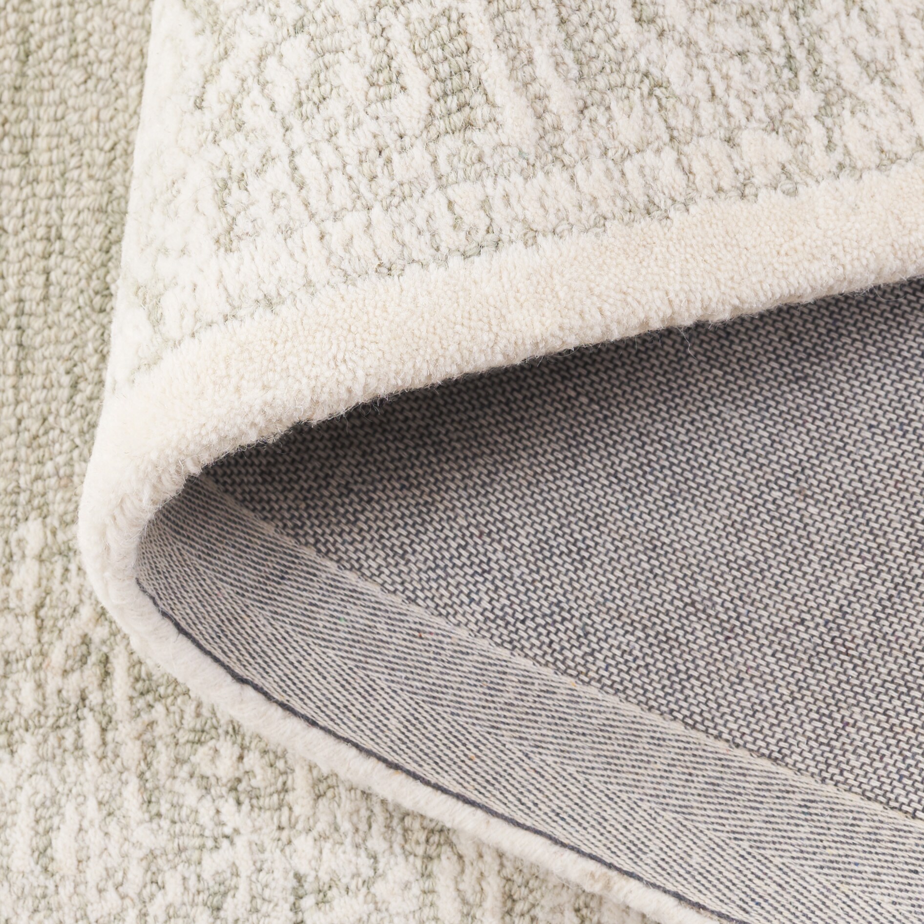 Safavieh EBN142W-5 rugs - View #7