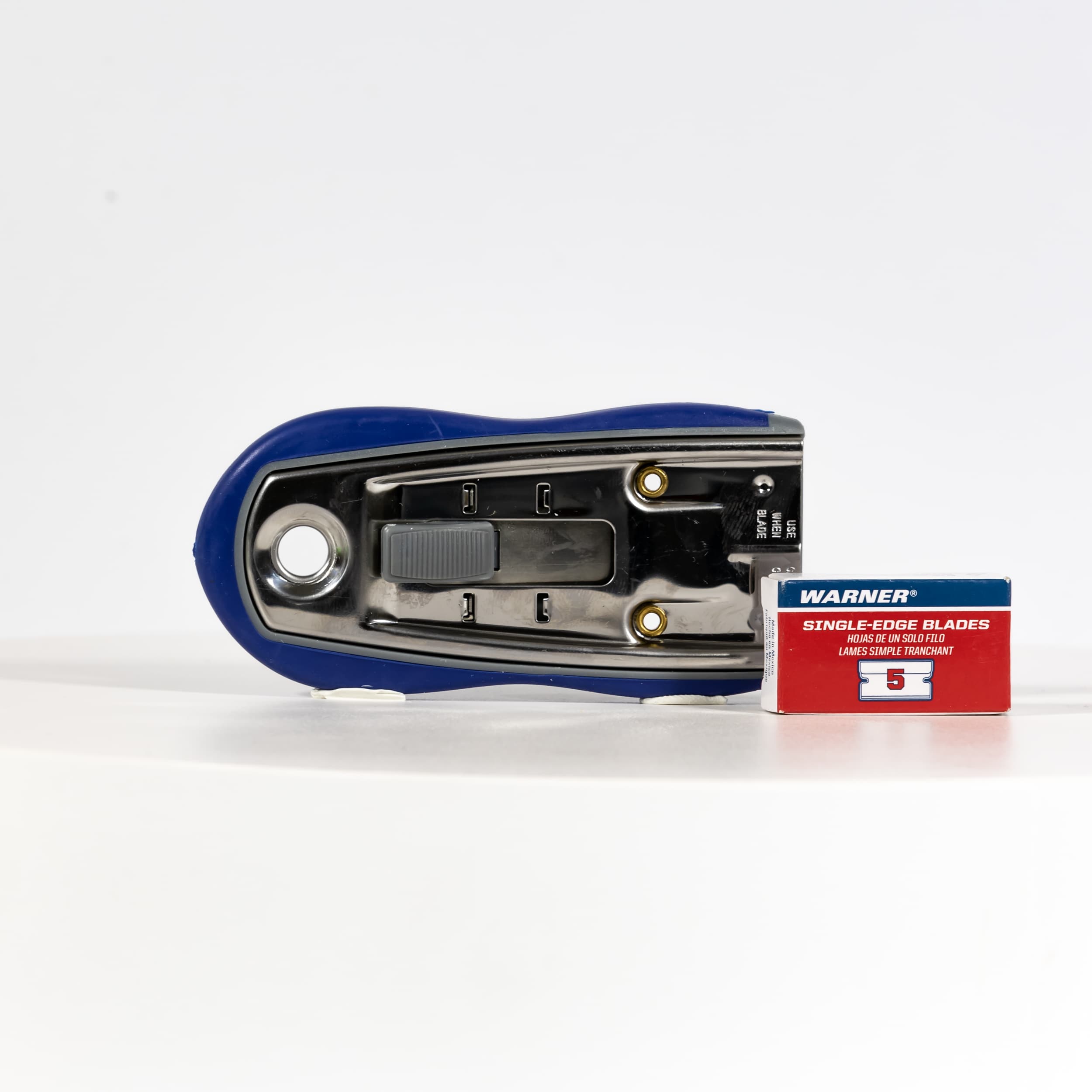 6″ HD CAST IRON SCRAPER YELLOW – Warner Tool