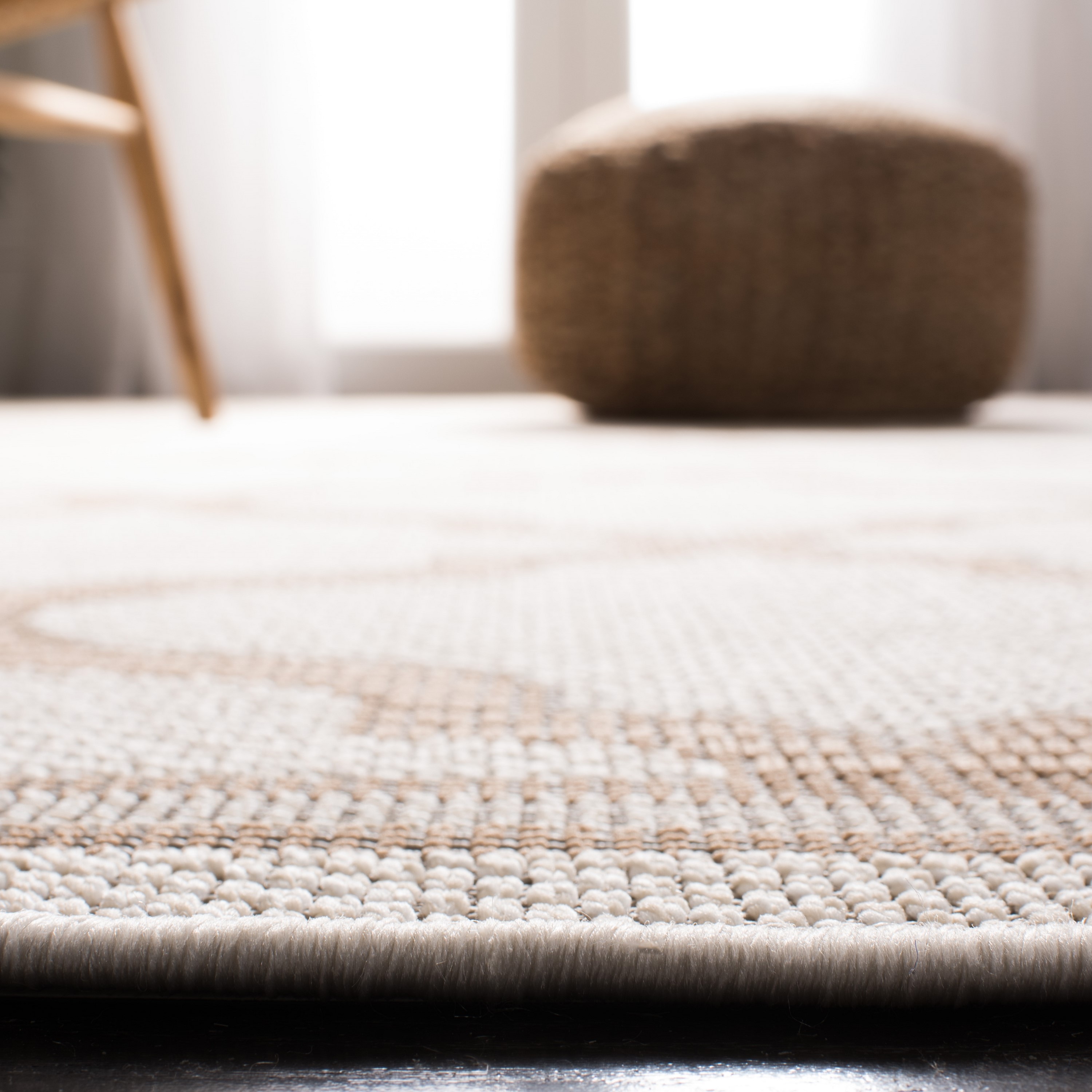 Safavieh BMU810C-5SQ rugs - View #4