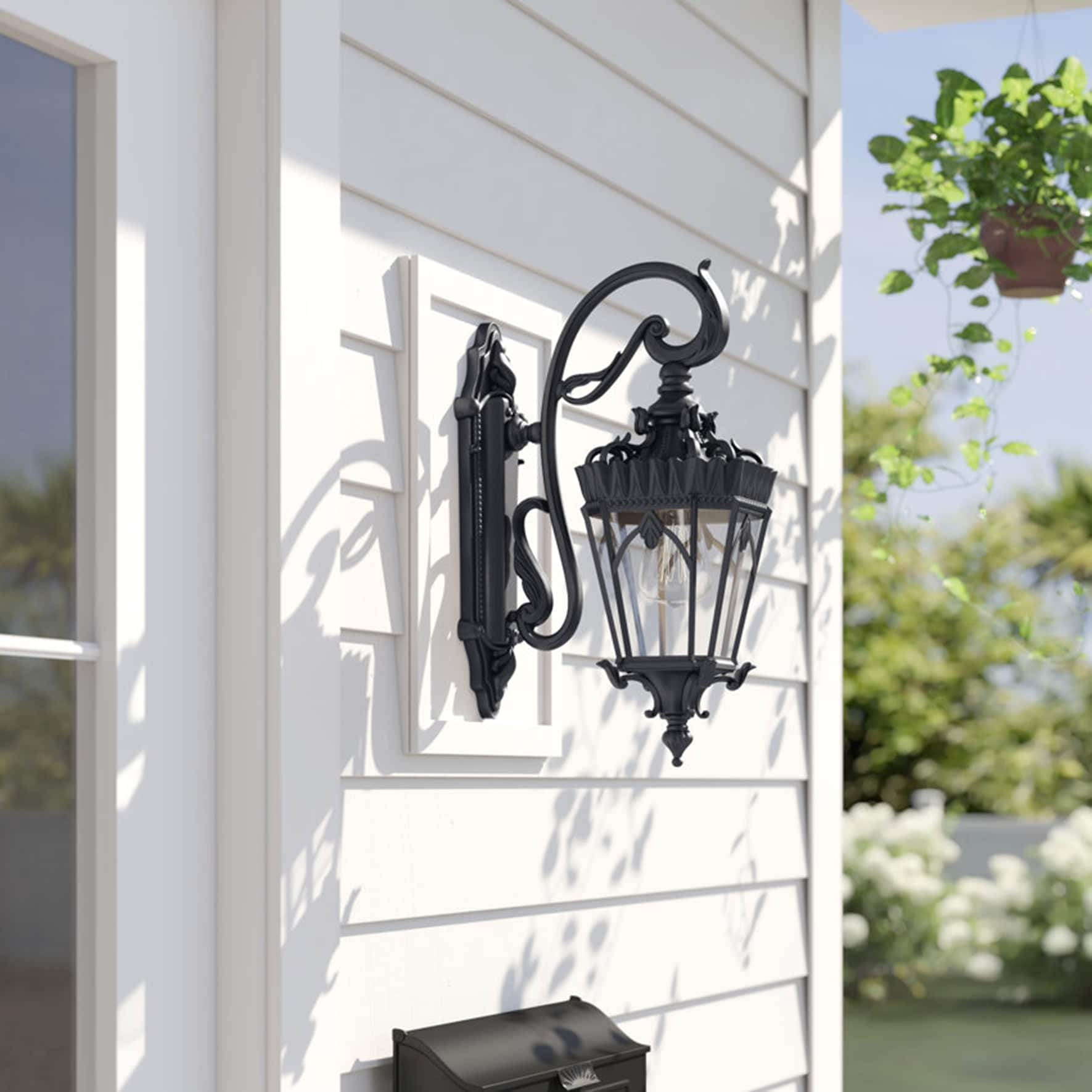 Matte Black Die-Cast Aluminum Outdoor Wall Lantern with Clear Glass