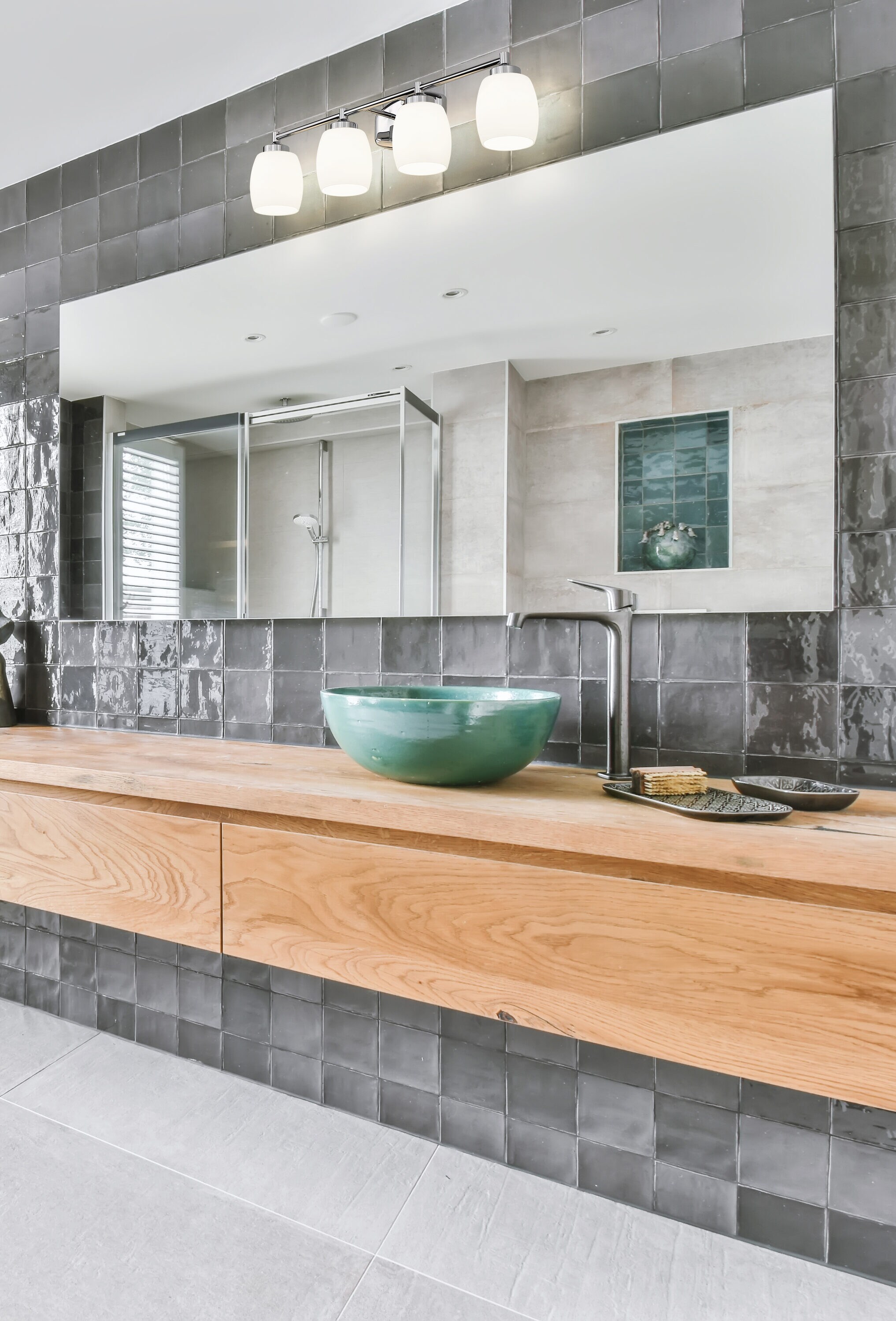 Z-Lite 745-4V-CH b089995 - View #2