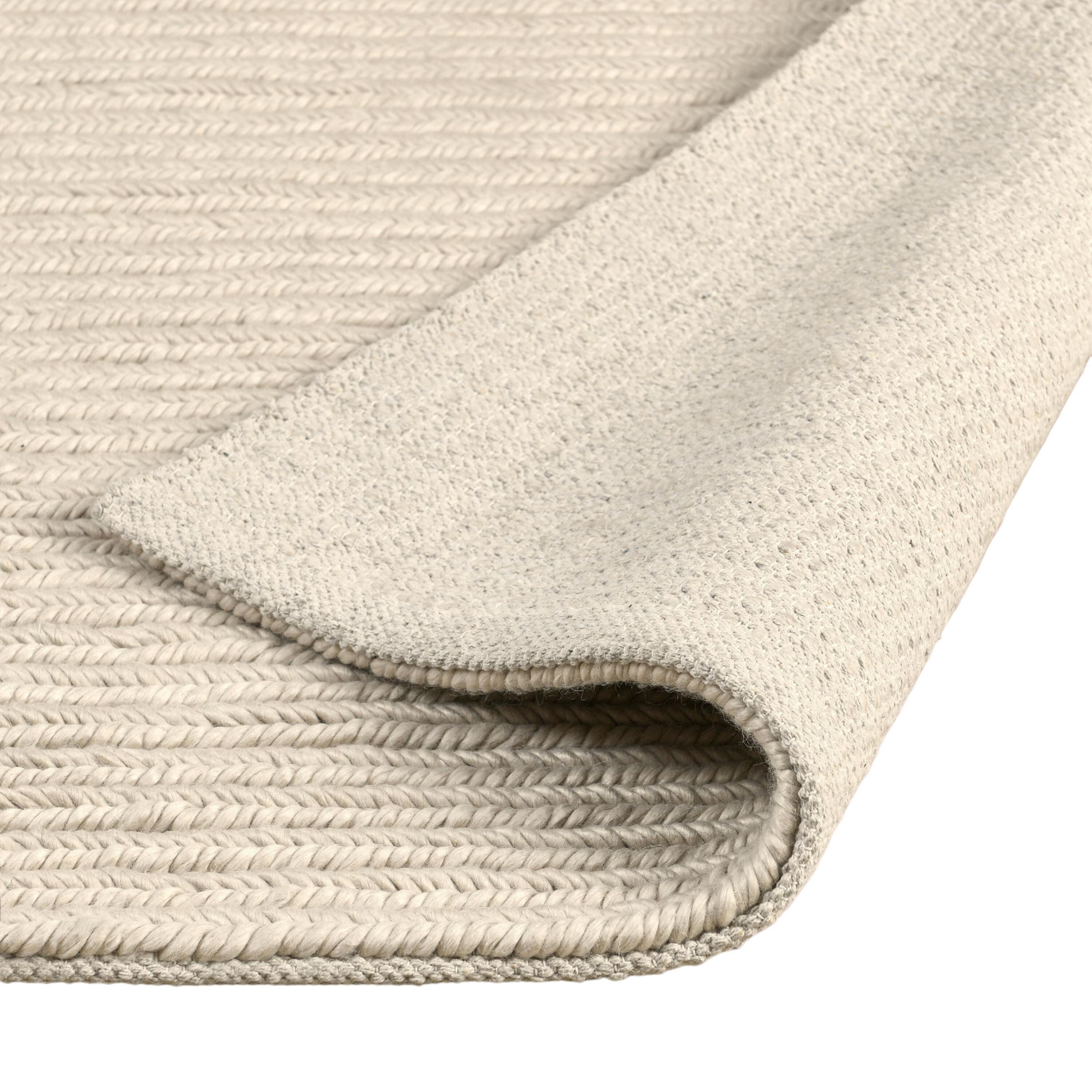 Benzara BM319634 rugs - View #3