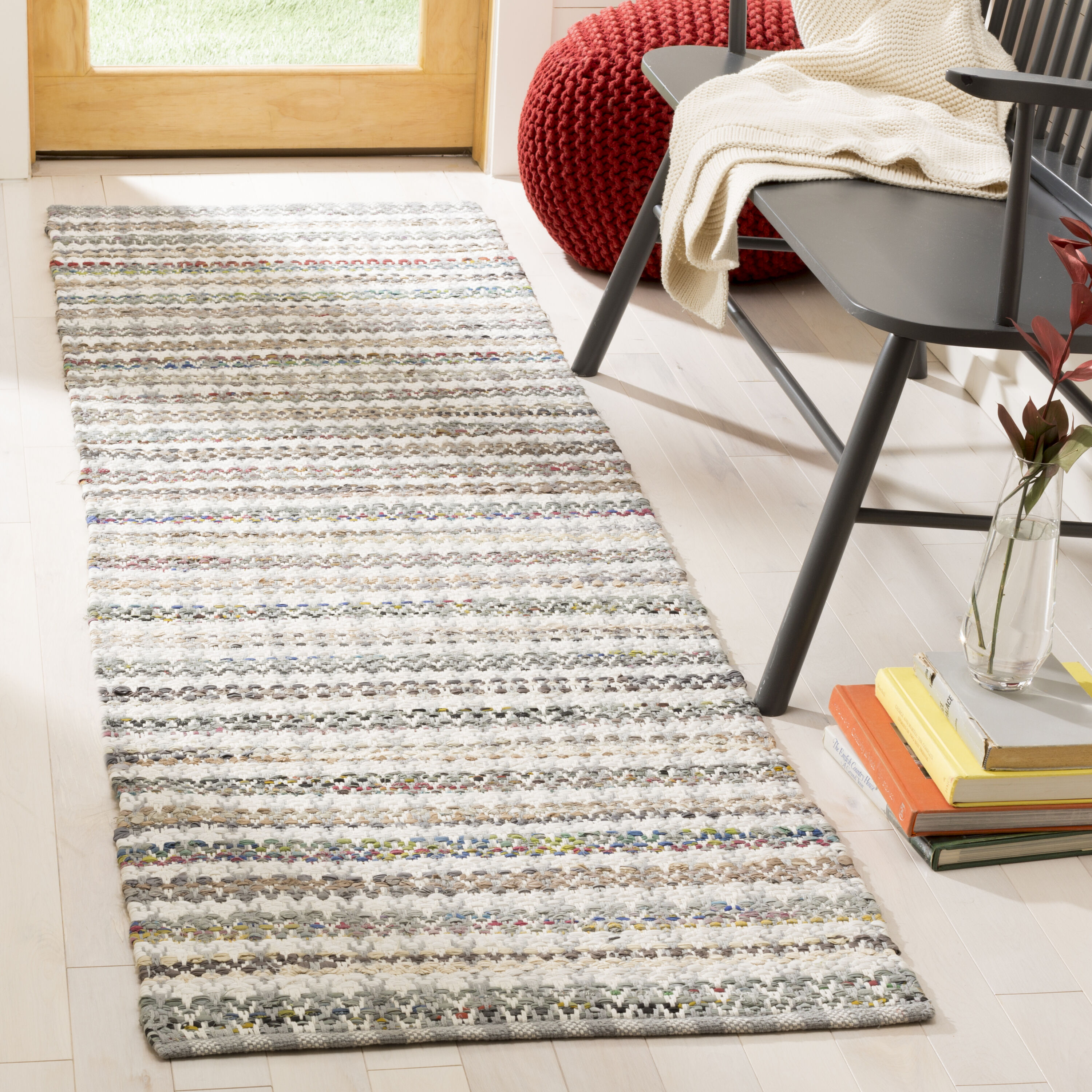 Safavieh -  Montauk 950 Gray/Multi Bohemian 2ft-3in x 8ft Runner Rug