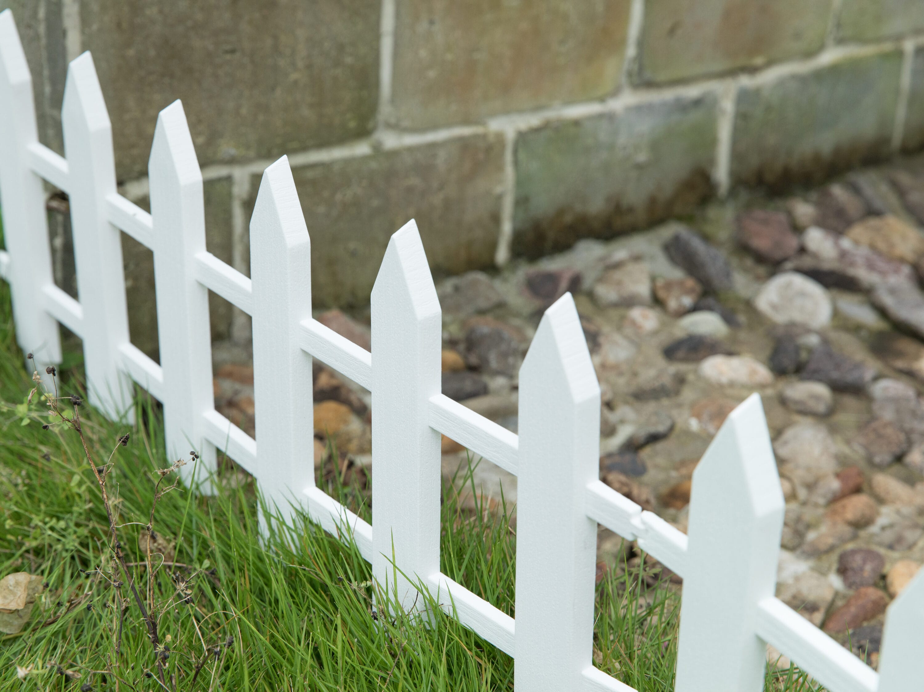 Gardenised 2-ft H x 2-ft W White Vinyl Picket Fence Gate (Unassembled ...