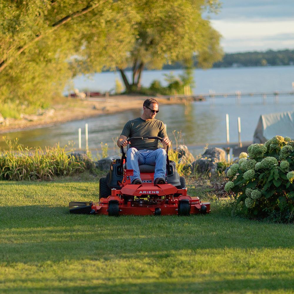 Ariens Ikon XL 24 HP V twin Dual Hydrostatic 60 in Zero turn Lawn